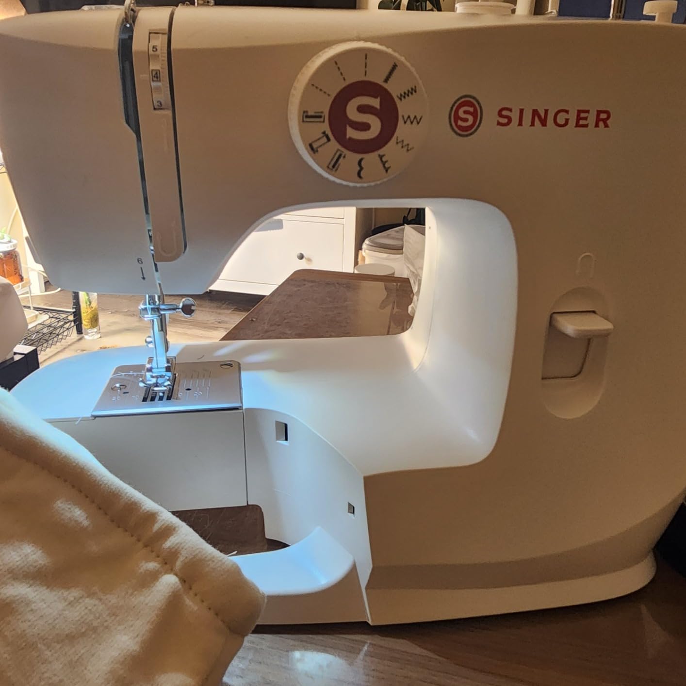 SINGER MX60 Lightweight & Portable Sewing Machine with Accessory Kit & Foot Pedal | 57 Stitch Applications, LED Light & 4-step Buttonhole | Great for Crafts & Mending - Customer Photo 1