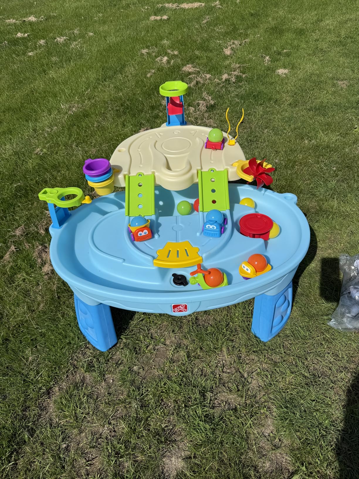 Step2 Ball Buddies Adventure Center Water Table for Kids, Indoor and Outdoor Kids Water Sensory Table Pool, Ages 1.5+ Years Old, 23 Piece Water Toy Accessories, Blue - Customer Photo 1