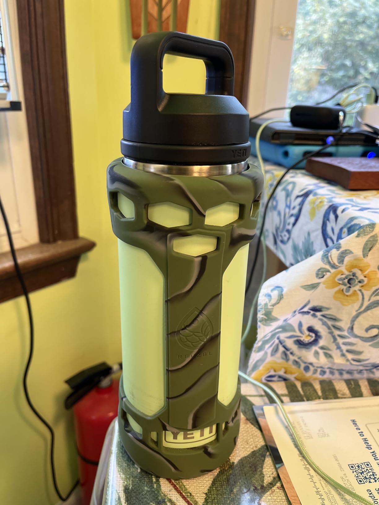 YETI Rambler 26 oz Bottle, Vacuum Insulated, Leakproof, Stainless Steel with Chug Cap - Customer Photo 5