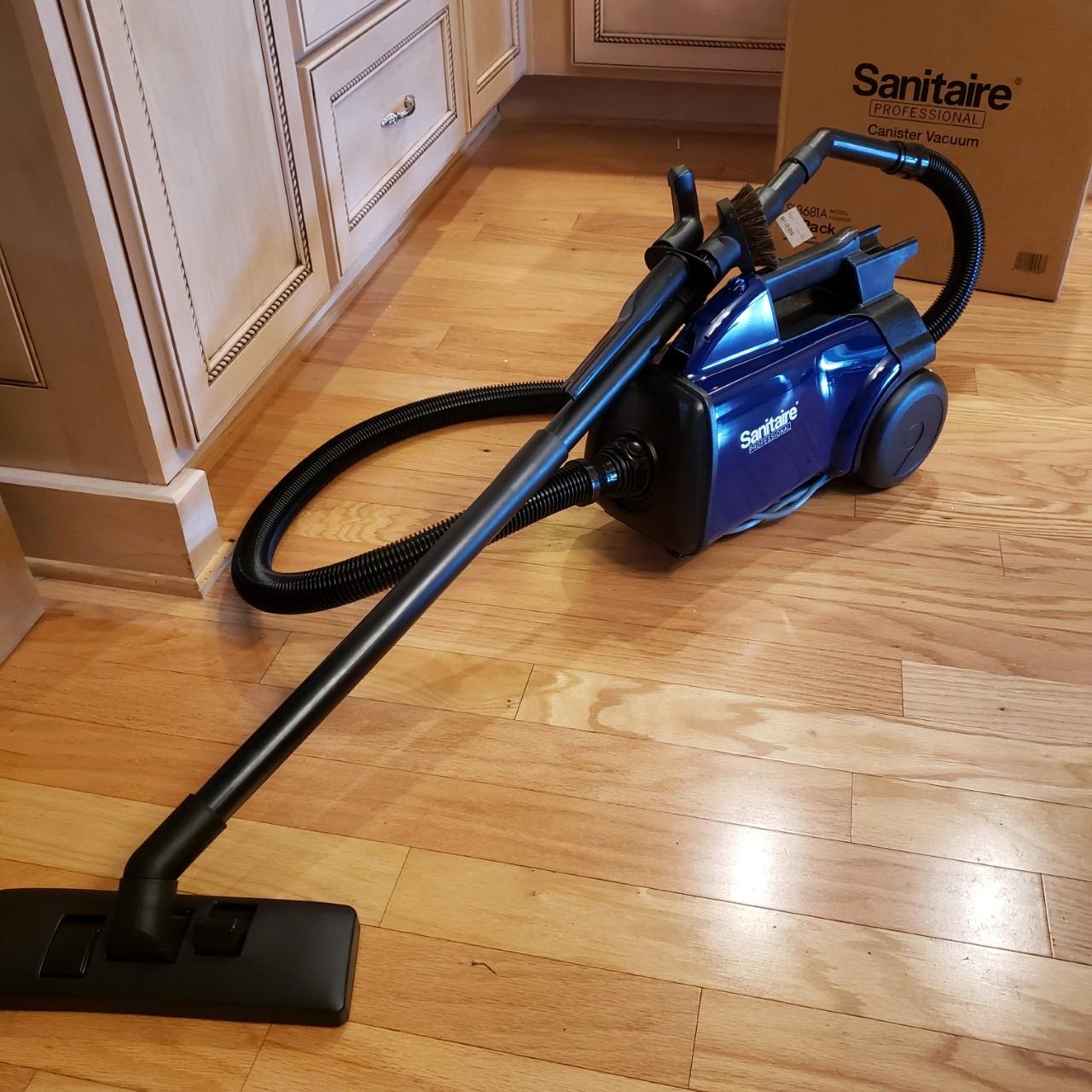 Sanitaire Professional Compact Canister Vacuum Cleaner, SL3681A Blue,black - Customer Photo 2