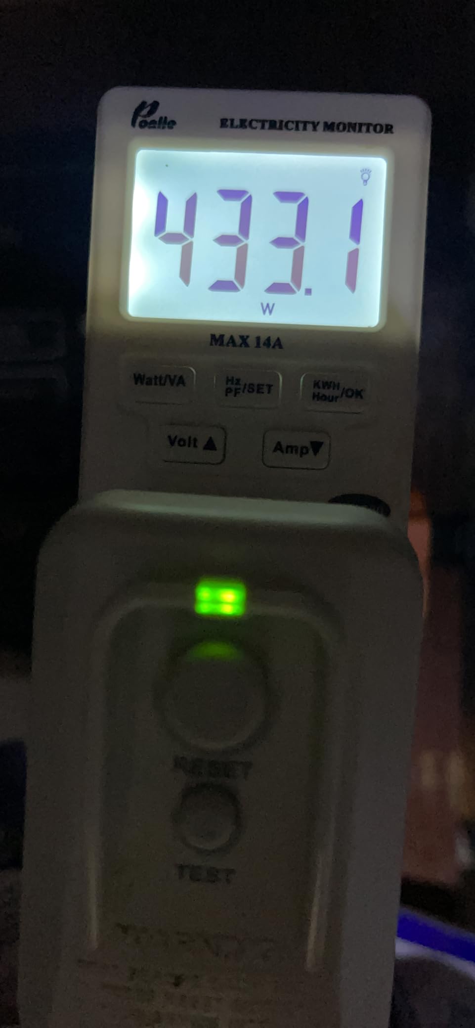 Keystone 6,000 BTU Window Mounted Air Conditioner & Dehumidifier, 115V, Air Conditioner for Rooms up to 250 Sq.Ft. with Smart Remote Control Customer Review Keystone 6,000 BTU Window Mounted Air Conditioner & Dehumidifier, 115V, Air Conditioner for Rooms up to 250 Sq.Ft. with Smart Remote Control - Customer Photo 1