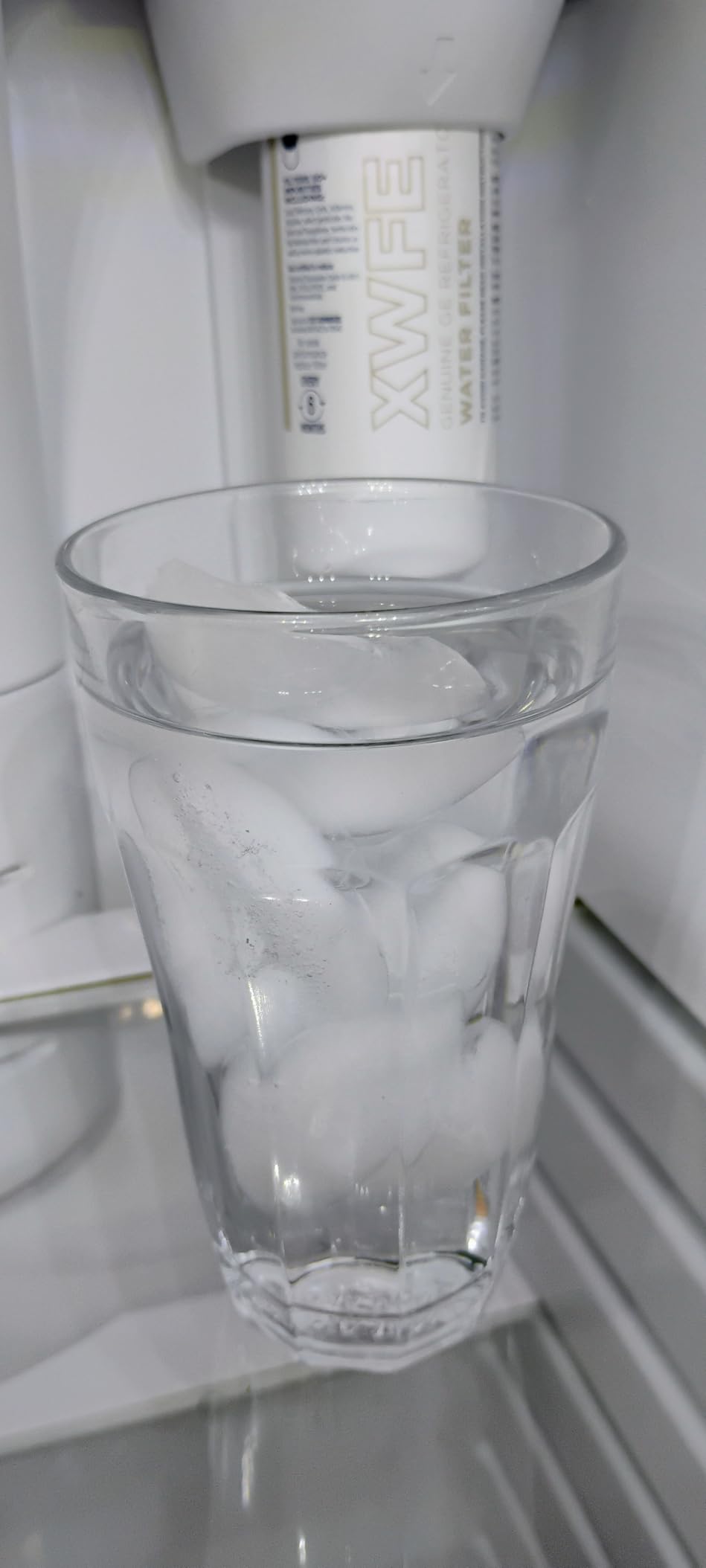 GE XWFE Refrigerator Water Filter, Genuine Replacement Filter, Certified to Reduce Lead, Sulfur, and 50+ Other Impurities, Replace Every 6 Months for Best Results, Pack of 1 Customer Review GE XWFE Refrigerator Water Filter, Genuine Replacement Filter, Certified to Reduce Lead, Sulfur, and 50+ Other Impurities, Replace Every 6 Months for Best Results, Pack of 1 - Customer Photo 1