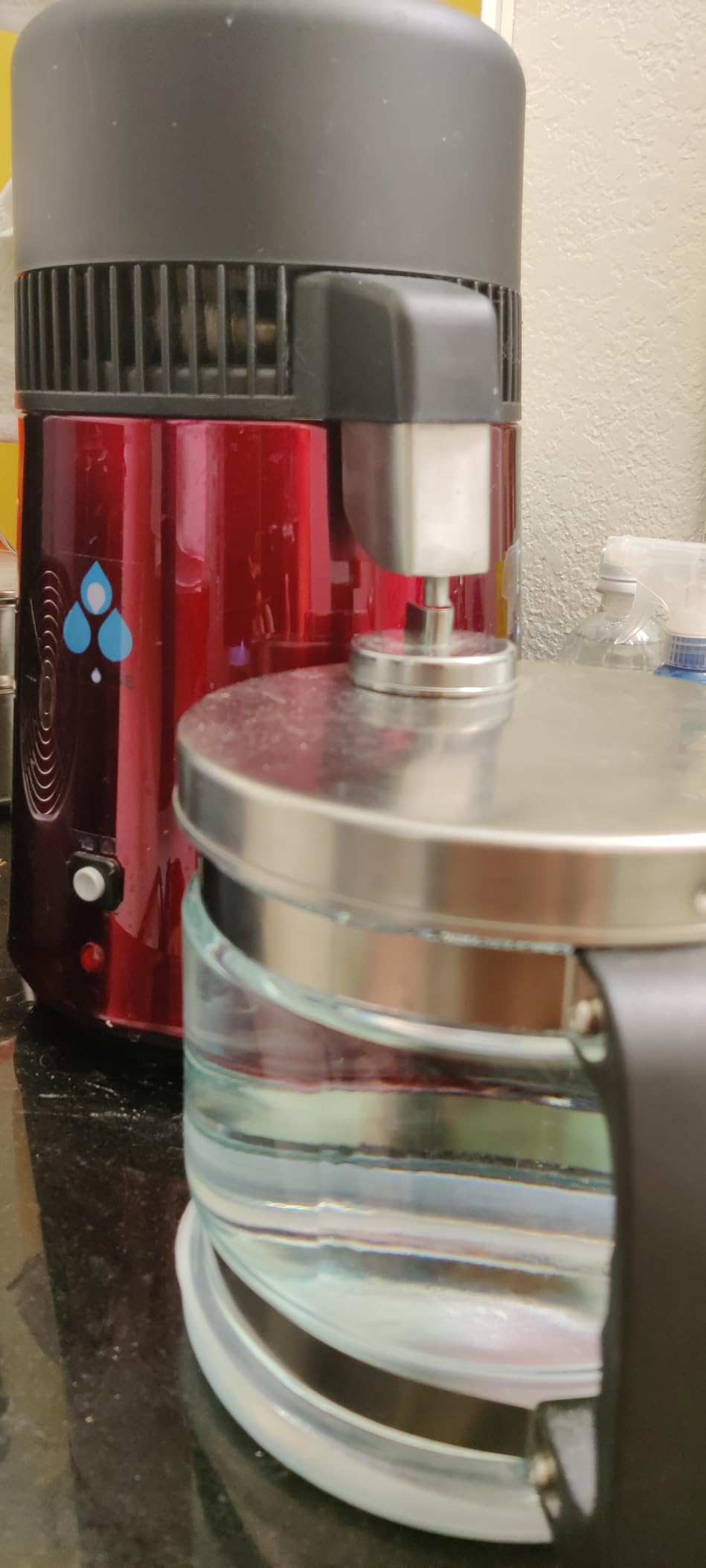 DC HOUSE 1 Gallon Water Distiller Machine, 750W 4L Pure Distilled Water Maker Machine for Home Countertop Table Desktop, Drinking Purifier for Home Kitchen CPAP Hmidifiers with Pastic Container - Customer Photo 1