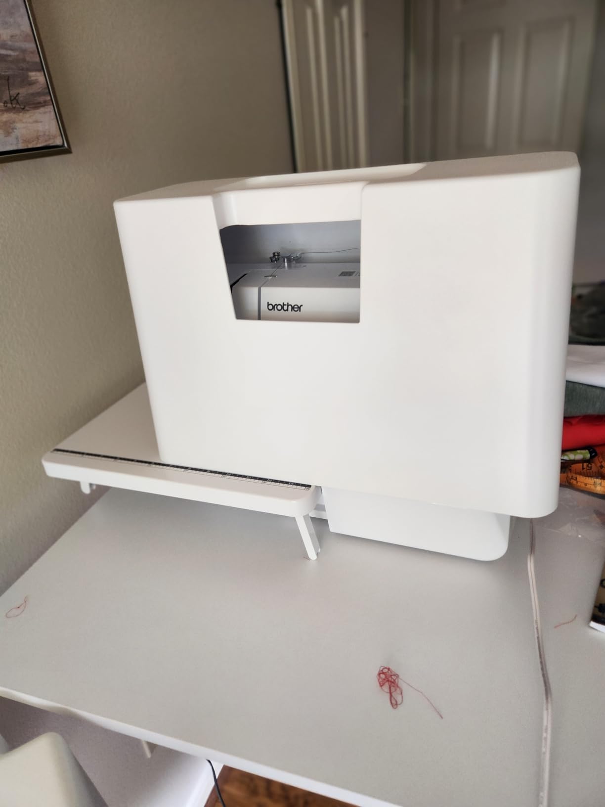 Brother CS7000X Computerized Sewing and Quilting Machine, 70 Built-in Stitches, LCD Display, Wide Table, 10 Included Feet, White - Customer Photo 2