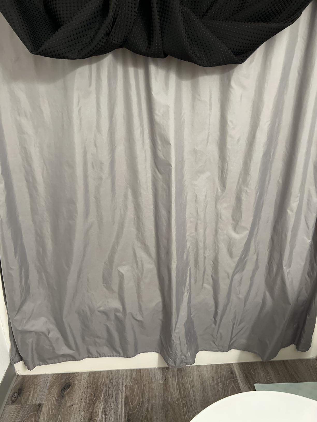 ALYVIA SPRING Waterproof Fabric Shower Curtain Liner with 3 Magnets - Soft Hotel Quality Cloth Shower Liner, Light-Weight & Machine Washable - Standard Size 72x72, White Customer Review ALYVIA SPRING Waterproof Fabric Shower Curtain Liner with 3 Magnets - Soft Hotel Quality Cloth Shower Liner, Light-Weight & Machine Washable - Standard Size 72x72, White - Customer Photo 1