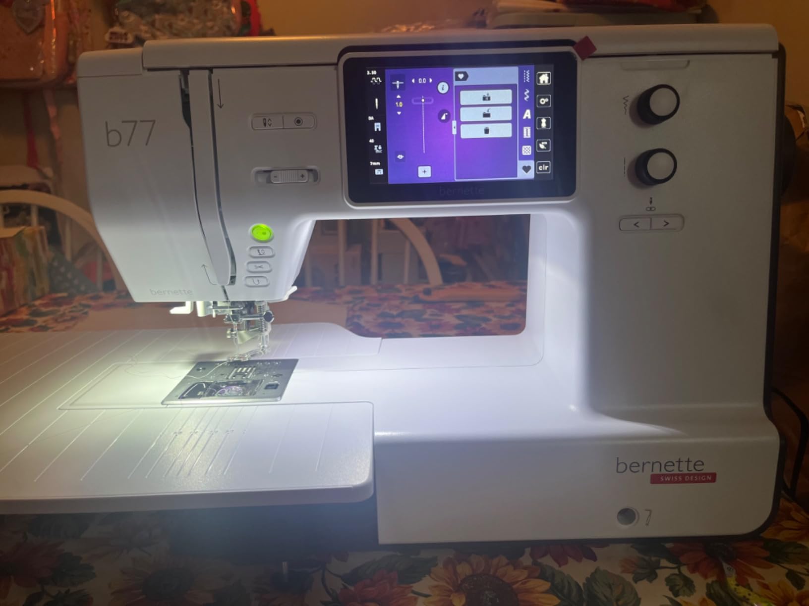 Bernette B77 with 8-Piece Feet Set Included - Versatile Machine for All Skill Levels - Effortless Stitching & Quality Craftsmanship Unleashes Creative Possibilities | Redefine Your Sewing Experience - Customer Photo 1