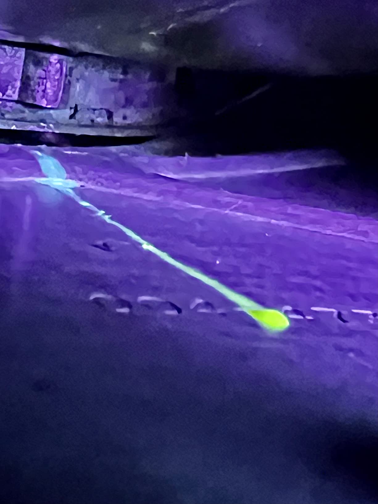 Air Conditioner UV Dye Leak Detector, Pro Auto Oil AC UV Dye Leak Test Detection Tool Kit 68 LED A/C UV Flashlight Detector with Protective Glasses Customer Review Air Conditioner UV Dye Leak Detector, Pro Auto Oil AC UV Dye Leak Test Detection Tool Kit 68 LED A/C UV Flashlight Detector with Protective Glasses - Customer Photo 2