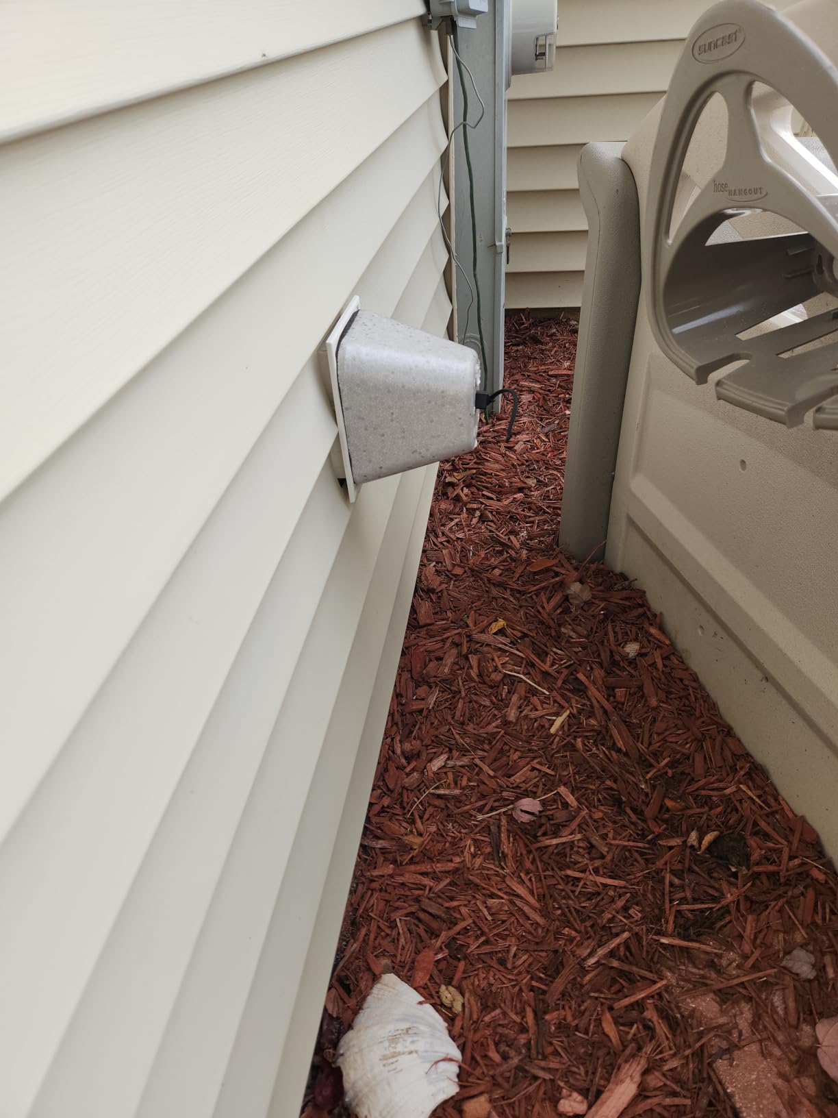 Frost King FC14A Foam Faucet Cover, Grey Customer Review Frost King FC14A Foam Faucet Cover, Grey - Customer Photo 2