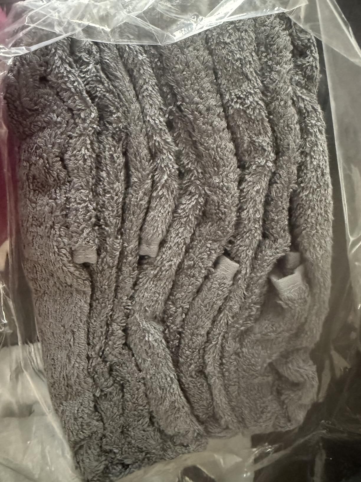 Tens Towels Pack of 4 Extra Large Bath Towels 30 x 60 Inches, 100% Cotton, Larger & Lighter Weight, Quicker to Dry, Super Soft and Absorbent, Perfect for Bathroom, Dark Grey - Customer Photo 4