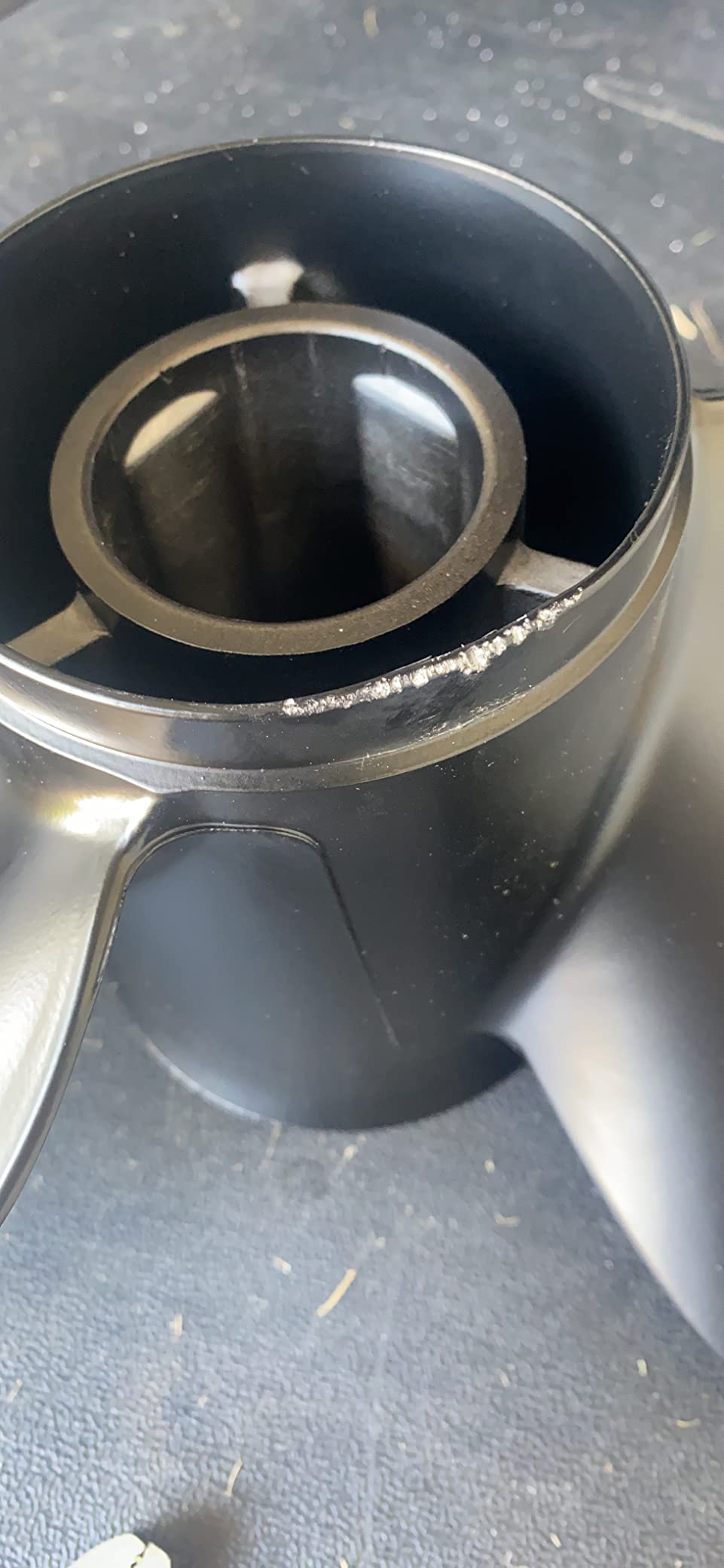 YOUNG PROPS 14 1/2 x 19Replace OEM#48-832830A45 Aluminum Outboard Boat Propeller for Mercury Engine 135-300HP/Mercruiser Alpha One 14.5dia x 19 Pitch Hub Kits Included 15 Spline Tooth RH - Customer Photo 2
