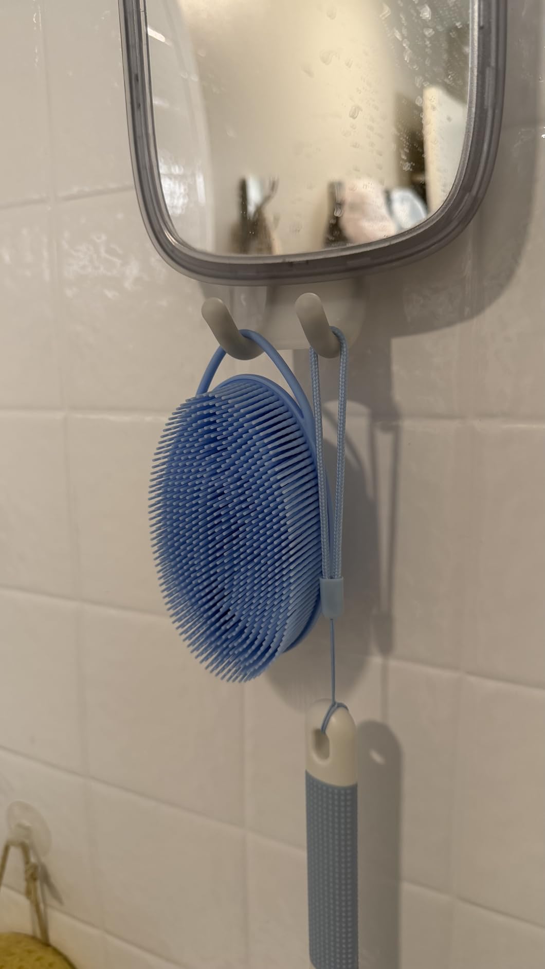 Avilana Silicone Body Scrubber – Gentle Shower Brush & Loofah Alternative- Food Grade & Lab Tested – Fast-Drying, Hygienic, BPA-Free Silicone Body Gentle Exfoliator (Lavender, Massage) - Customer Photo 1