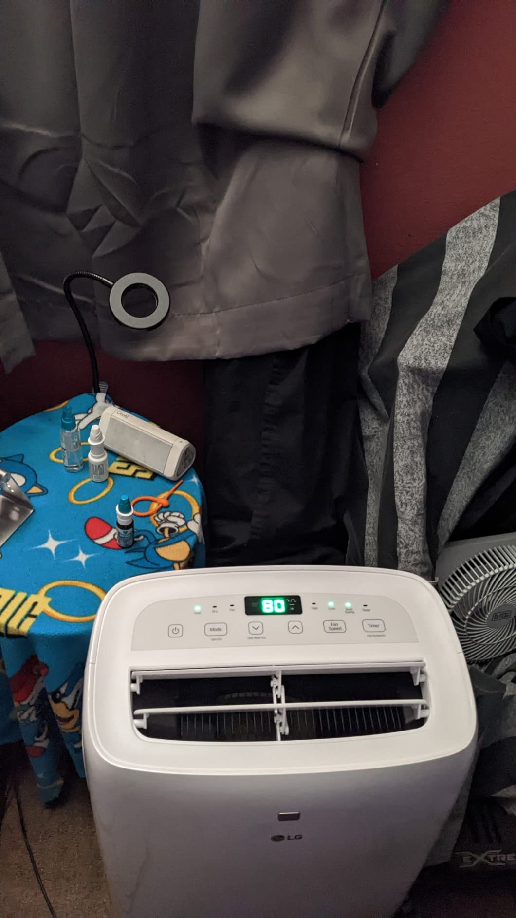 LG 7,000 BTU Portable Air Conditioner, 115V, Cools 300 Sq.Ft. (12' x 25' Room Size), Portable Air Conditioner for Home with Quiet Operation, LCD Remote Control, and Window Installation Kit, White Customer Review LG 7,000 BTU Portable Air Conditioner, 115V, Cools 300 Sq.Ft. (12' x 25' Room Size), Portable Air Conditioner for Home with Quiet Operation, LCD Remote Control, and Window Installation Kit, White - Customer Photo 1