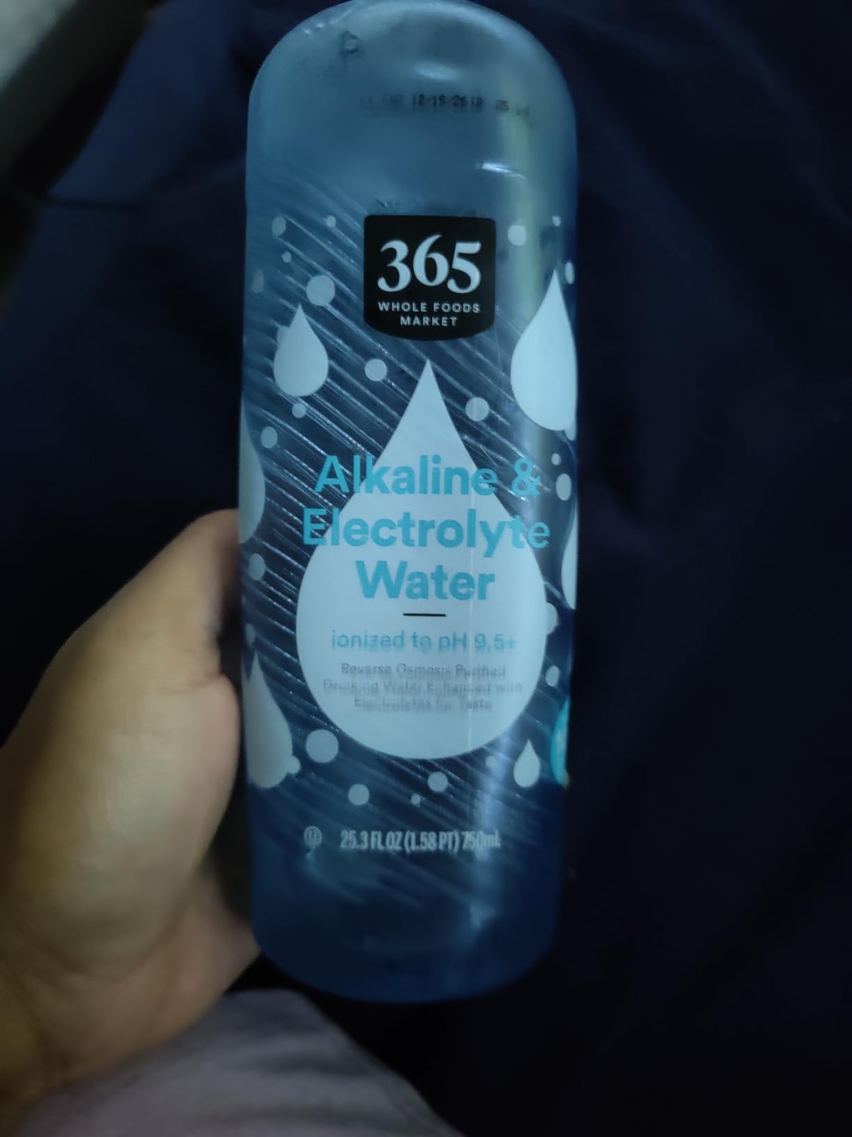 365 by Whole Foods Market, Alkaline & Electrolyte Water Bottles, 25.3 Fl Oz (Pack of 6) - Customer Photo 1