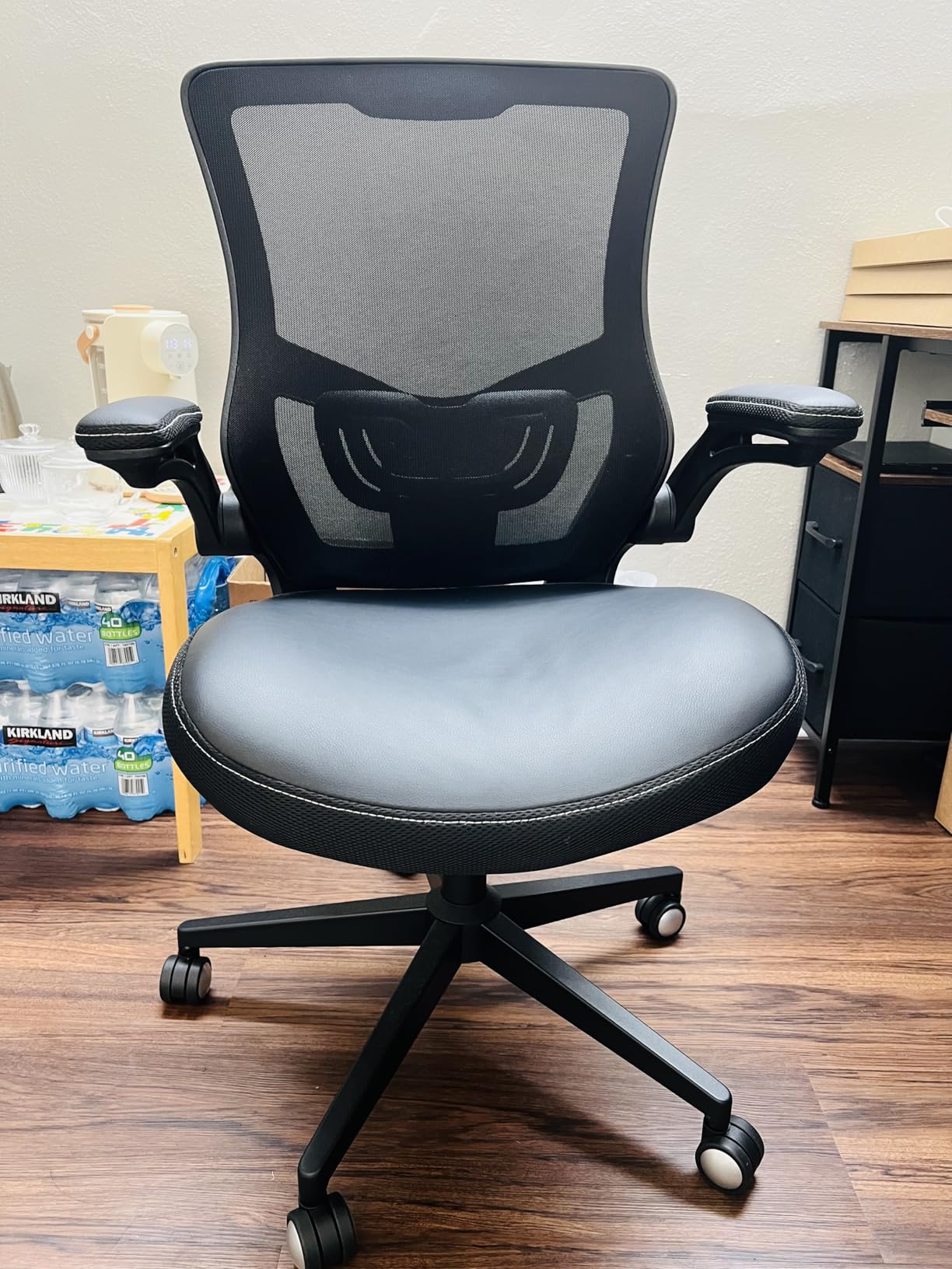 Office Chair Ergonomic Desk Chair, Computer PU Leather Home Office Chair, Swivel Mesh Back Adjustable Lumbar Support Flip-up Arms Executive Task Chair - Customer Photo 2