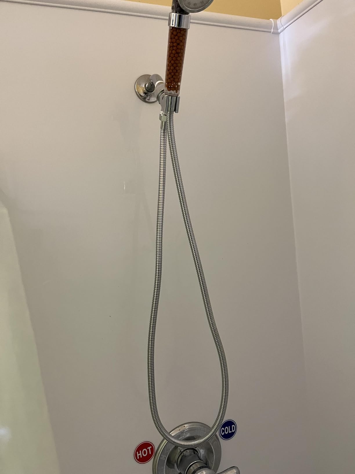 LED Shower Head with Handheld, High Pressure Shower Head with Hose, Holder & PTFE Tape etc, 3 Water Temperature-Controlled Water Saving Filtered Shower Head for Dry Hair& Skin - Customer Photo 1