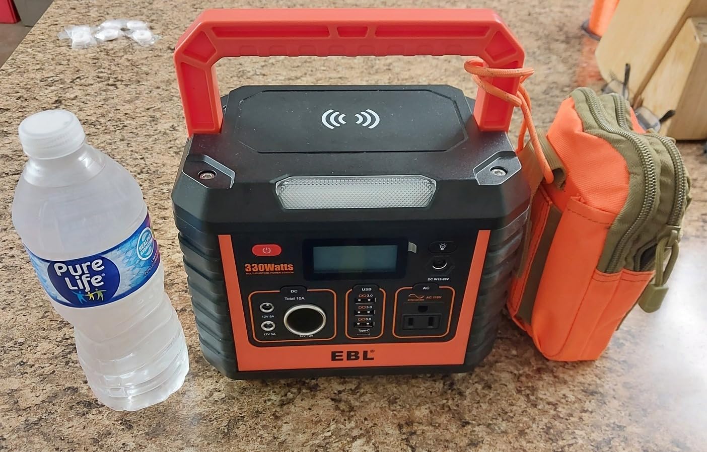 EBL Portable Power Station 1000W, 999Wh Solar Generator 2000W Peak, AC/Wireless Charging/60W USB-C Output, Lithium Battery for Emergency, Home Backup, Camping, RV, Off-Grid Living - Customer Photo 2