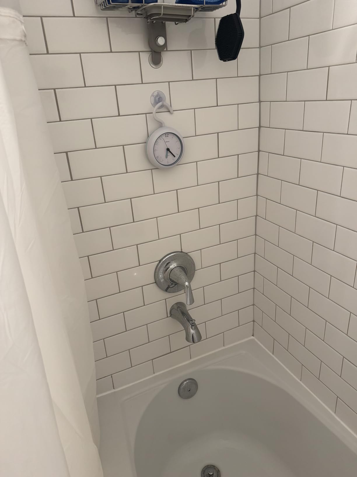 OSTAR Waterproof Bathroom Shower Clock, Analog Quartz Clock Hanging Stand Dual Purpose, One AA Battery Operated 4.72 inch Round Size - Customer Photo 1