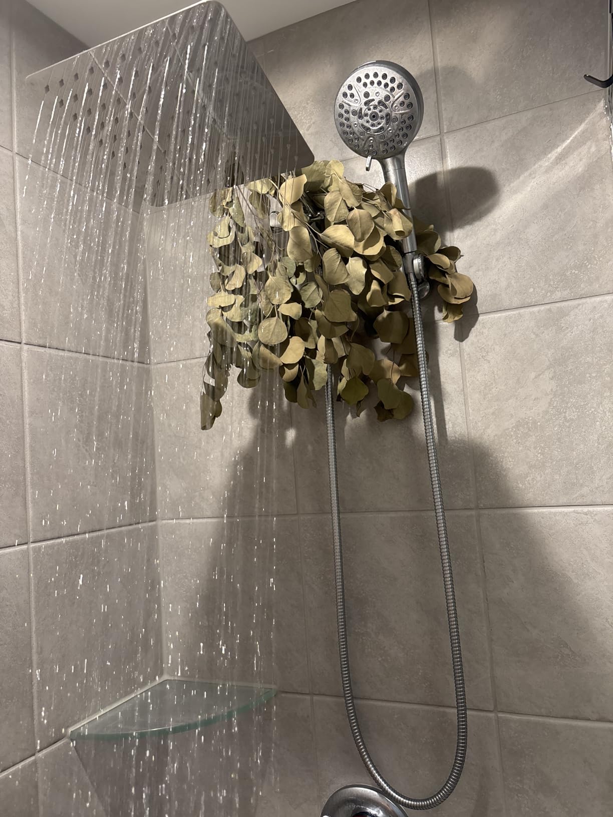 Hibbent All Metal High Pressure Rainfall 10 Inch Shower Head/Handheld Showerhead Combo/ 12 Inch Adjustable Curved Shower Extension Arm, 10-Spray, 71-inch Hose, Adhesive Showerhead Holder, Matte Black - Customer Photo 1