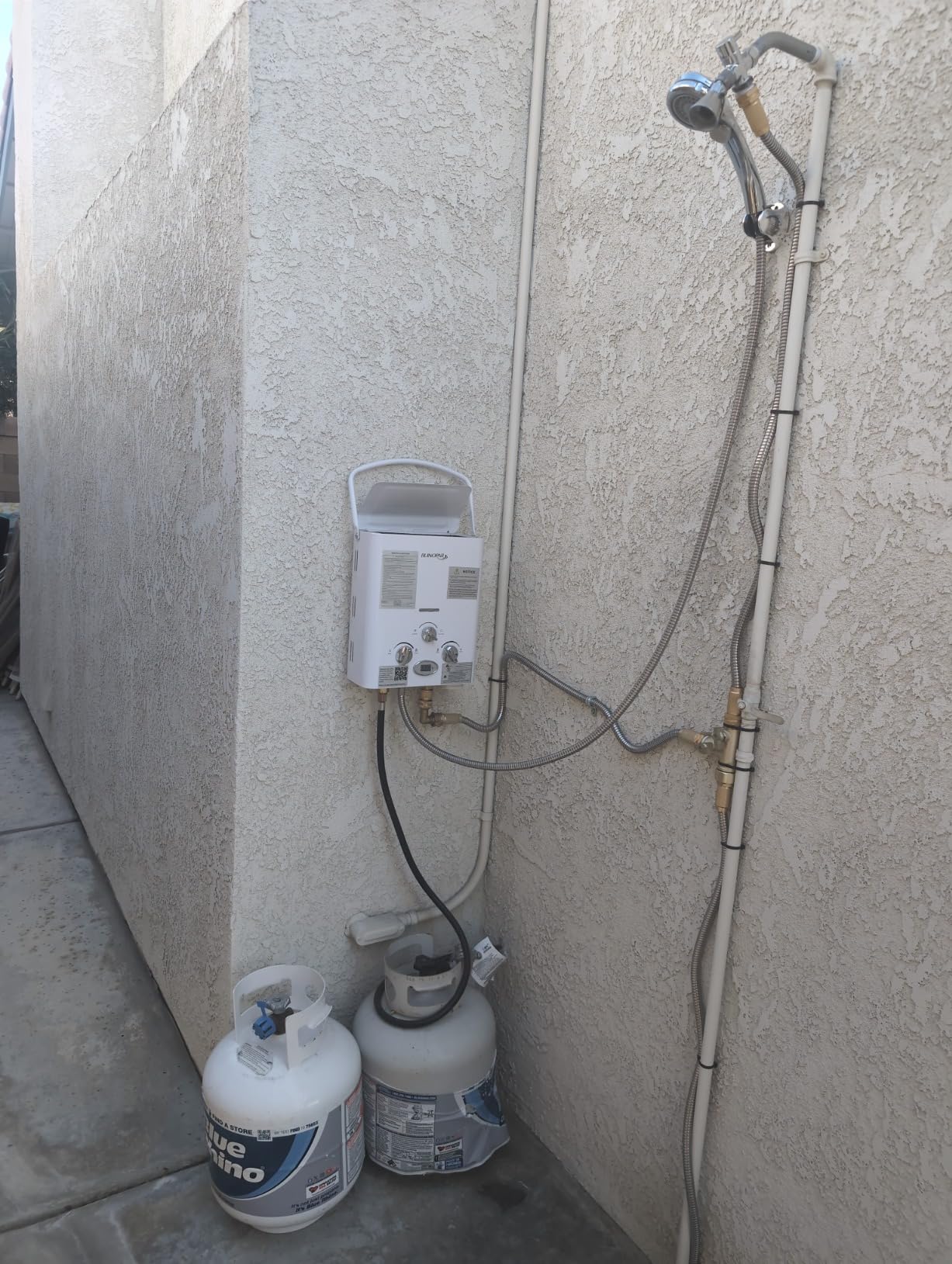 Portable Water Heater Propane Tankless - 6L 1.58GPM RV on demand Hot Gas Outdoor Digital Display Water Heater for Camping,Boat,Cabins - Customer Photo 2