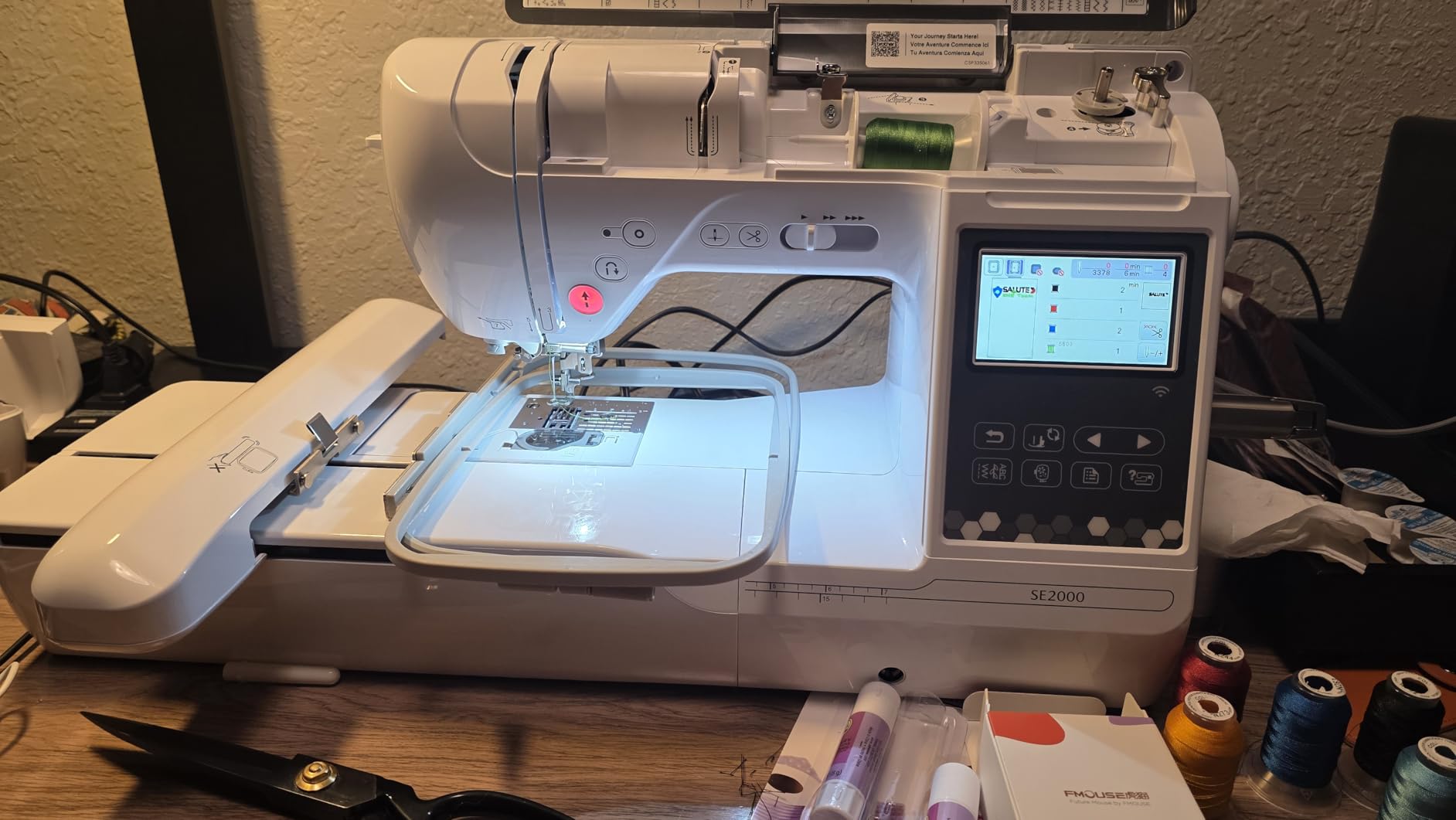 Brother SE2000 Computerized Sewing and Embroidery Machine - Customer Photo 1