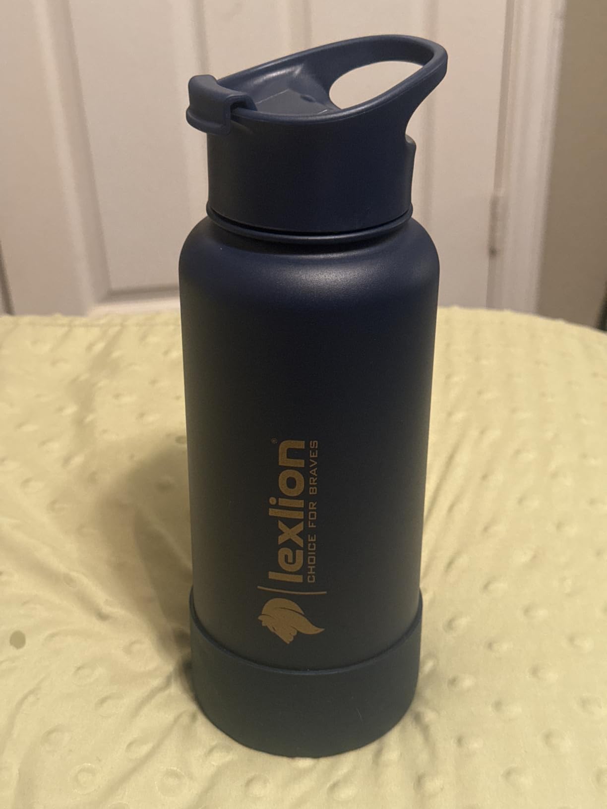 Lexlion Tea Infuser Water Bottle 32 Oz – Triple Wall Insulated Stainless Steel, Loose Leaf & Fruit Strainer, 3 Leakproof Lids, BPA-Free Silicone Sleeve, Reusable Thermal Mug - Customer Photo 1