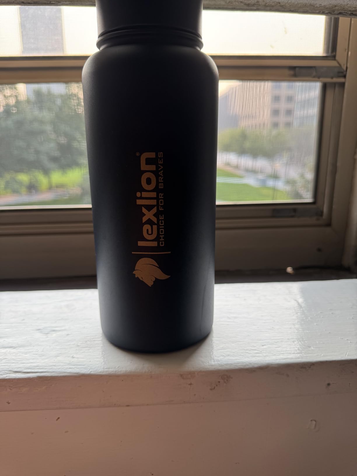 Lexlion Tea Infuser Water Bottle 32 Oz – Triple Wall Insulated Stainless Steel, Loose Leaf & Fruit Strainer, 3 Leakproof Lids, BPA-Free Silicone Sleeve, Reusable Thermal Mug - Customer Photo 2
