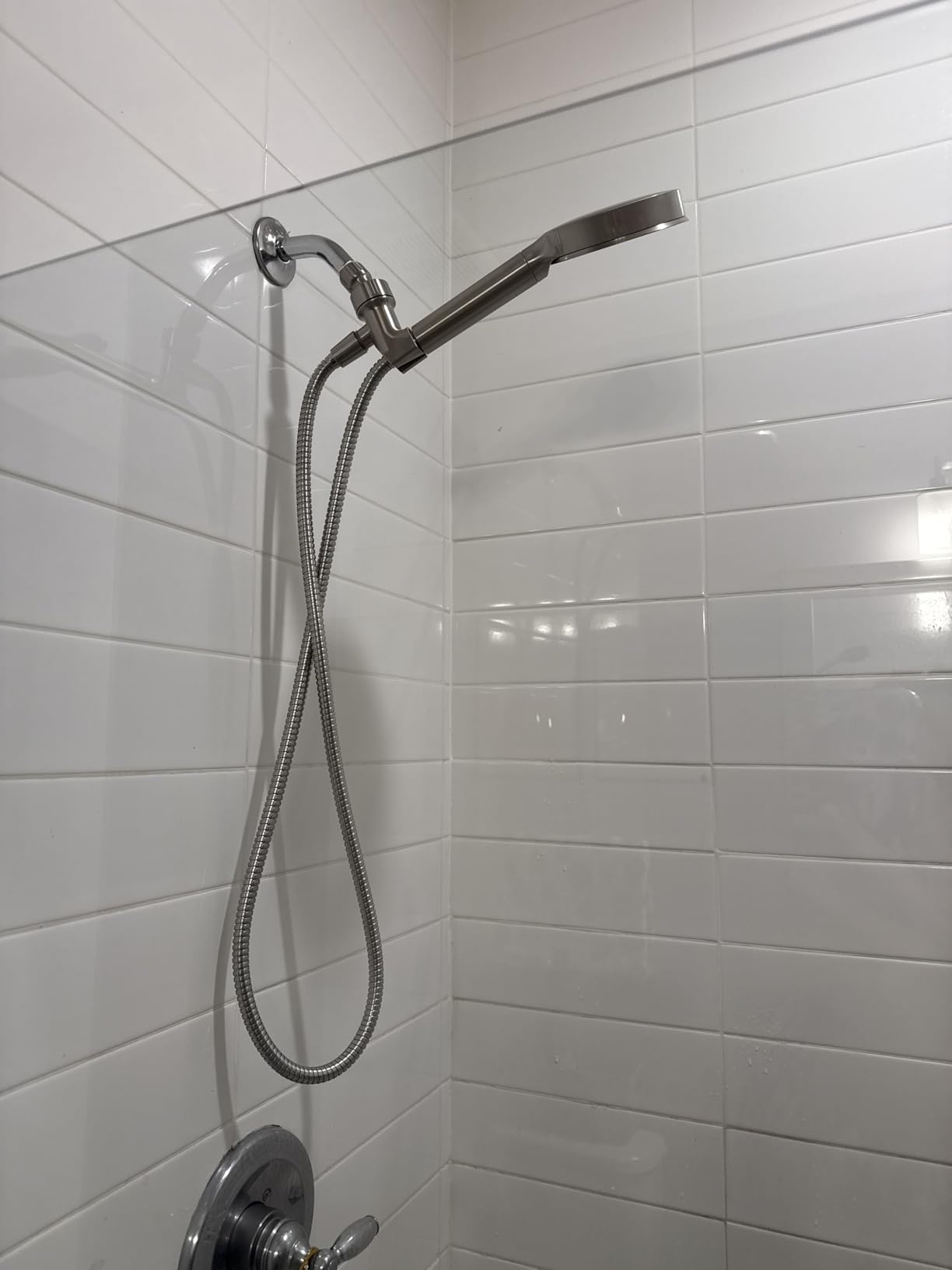 Cobbe Filtered Shower Head with Handheld, High Pressure 6 Spray Mode Showerhead with Filters, Water Softener Filters Beads for Hard Water - Remove Chlorine - Reduces Dry Itchy Skin, Chrome - Customer Photo 1