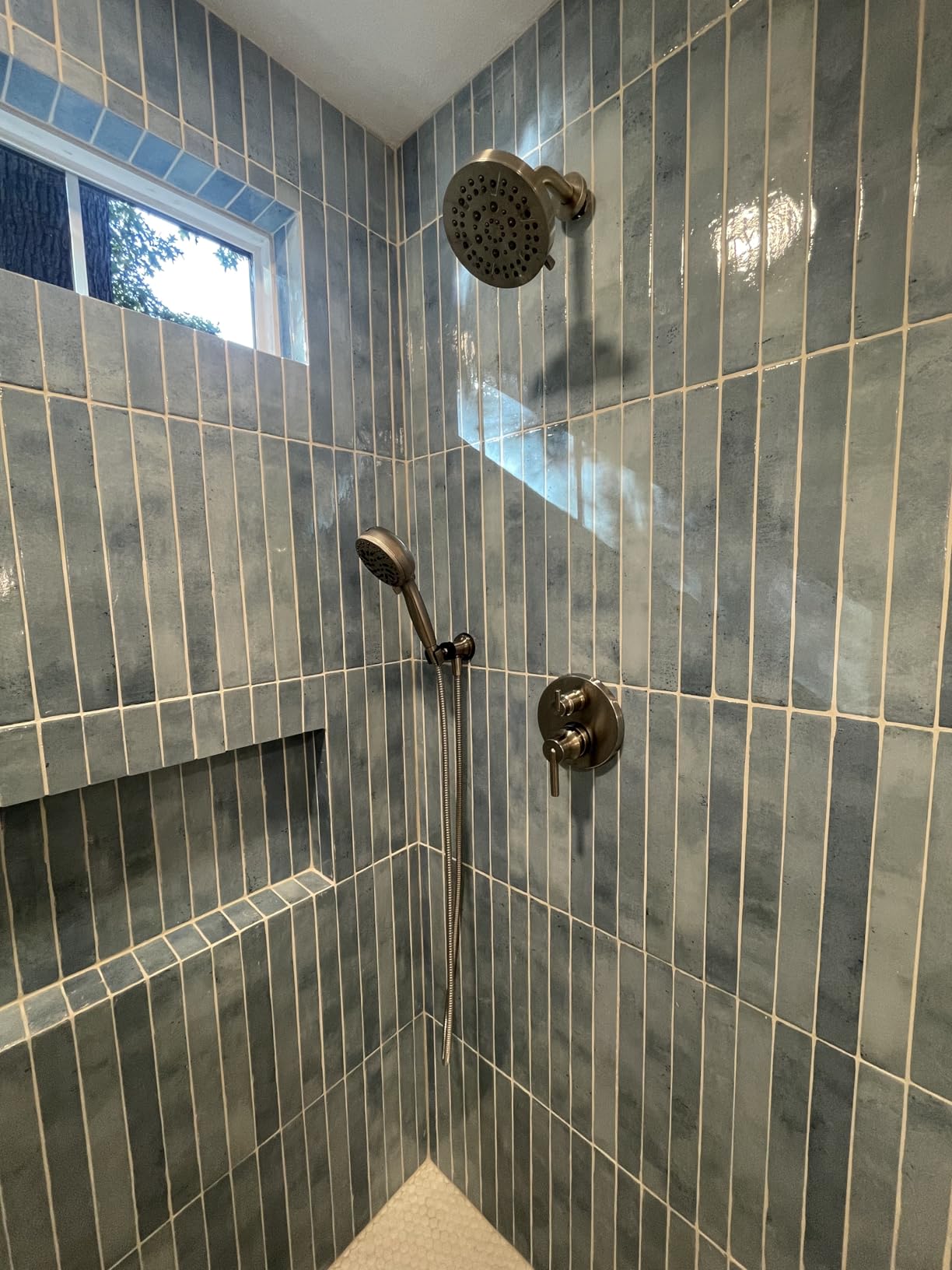 Delta 6-Setting Brushed Nickel Shower Head with High Pressure Spray, 6 Inch Round Shower Head, Showerheads, 1.75 GPM Flow Rate, Stainless 52535-SS Customer Review Delta 6-Setting Brushed Nickel Shower Head with High Pressure Spray, 6 Inch Round Shower Head, Showerheads, 1.75 GPM Flow Rate, Stainless 52535-SS - Customer Photo 2