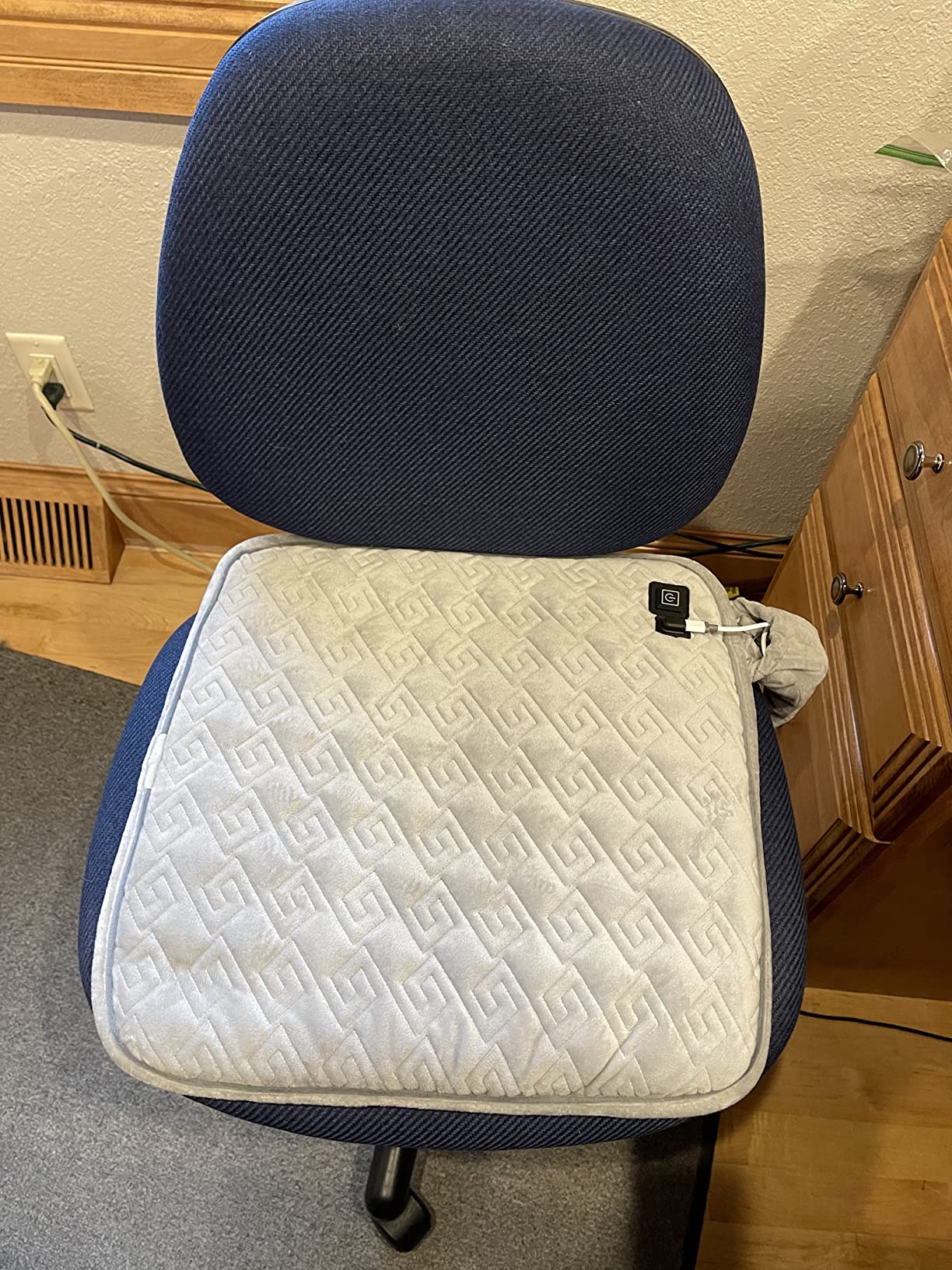 Heated Seat Cushion,Office Chair Cushions Butt Pillow for Long Sitting,Non-Slip Sciatica & Back Coccyx Cushion for Tailbone Pain Relief Heated Chair Pad,Seat Warmer for Home Seat Cushion-Grey - Customer Photo 1