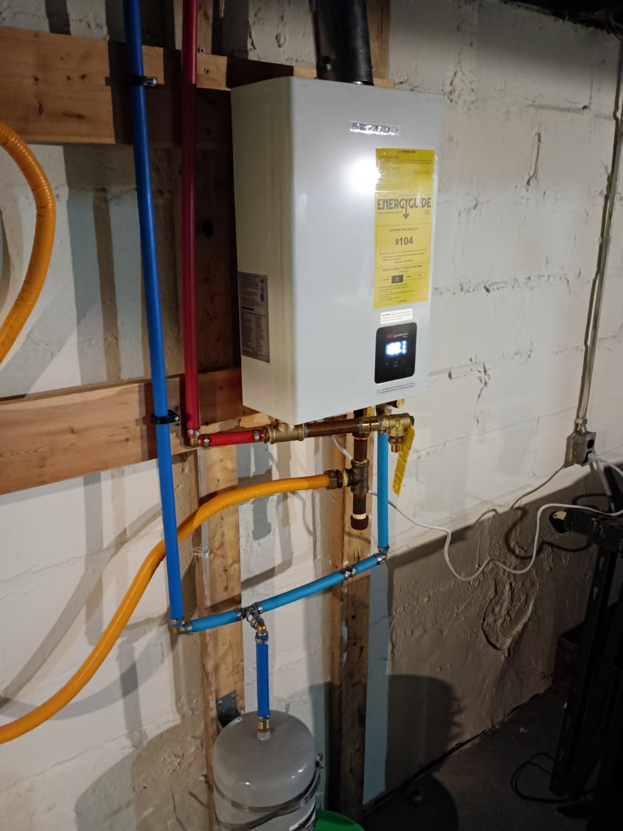 MIZUDO Natural Gas Tankless Water Heater Indoor, Max 3.6 GPM 80,000 BTU CSA Certified 3/4