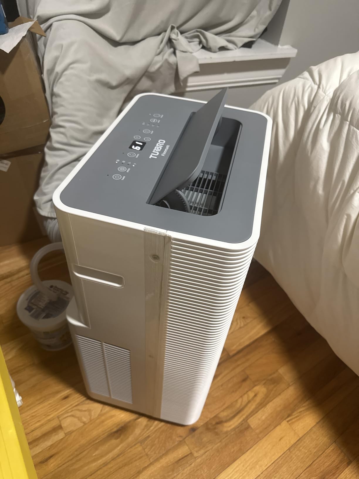 TURBRO Finnmark 8,000 BTU (5,000 BTU SACC) Portable Air Conditioner with 3-in-1 Function (Cooling, Dehumidifying, Fan), Sleep Mode, Timer, for Rooms up to 350 sq ft Customer Review TURBRO Finnmark 8,000 BTU (5,000 BTU SACC) Portable Air Conditioner with 3-in-1 Function (Cooling, Dehumidifying, Fan), Sleep Mode, Timer, for Rooms up to 350 sq ft - Customer Photo 3