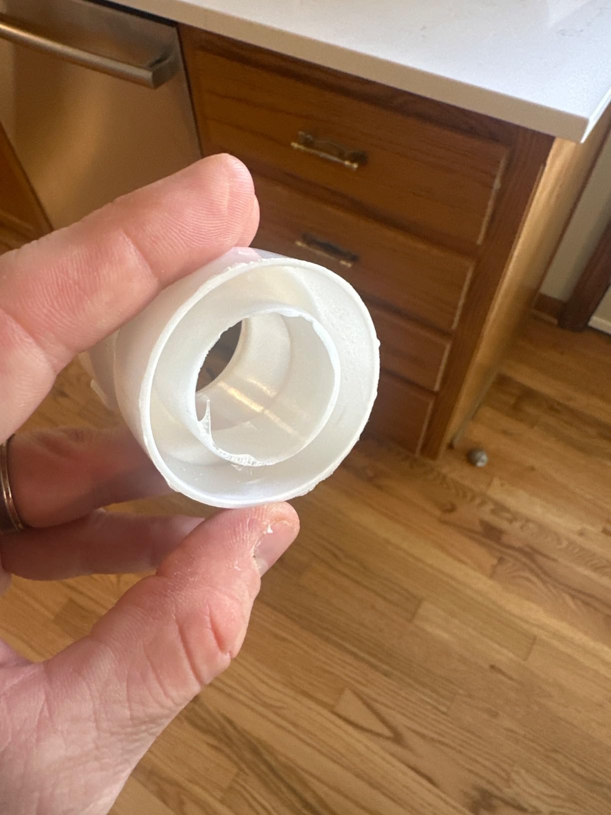 Flexible Freestanding Tub Drain Kit - Low Profile Flat P Trap for Bathtub Shower Drain Pipe - 1 1/2 inch Diameter Customer Review Flexible Freestanding Tub Drain Kit - Low Profile Flat P Trap for Bathtub Shower Drain Pipe - 1 1/2 inch Diameter - Customer Photo 4