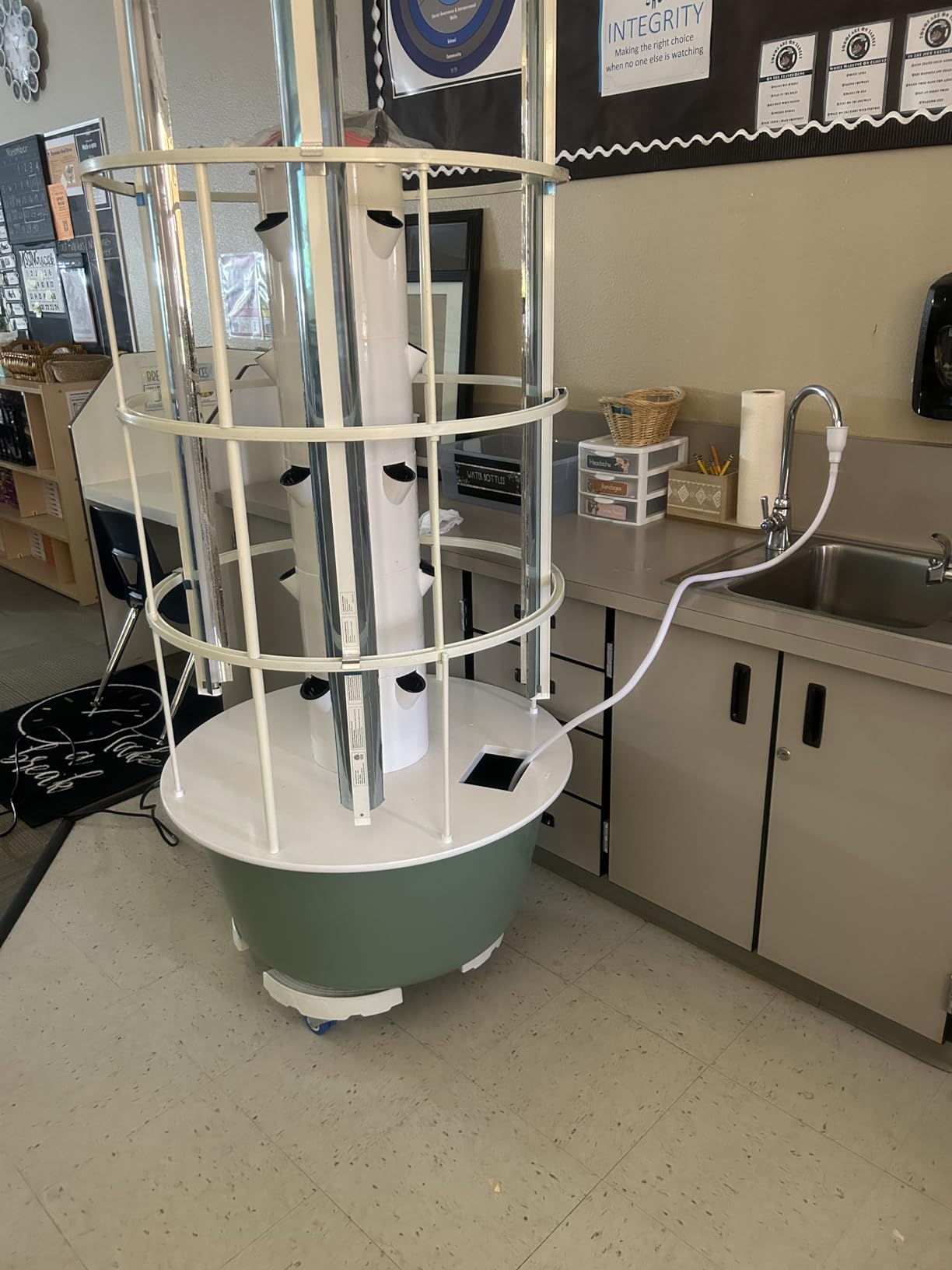 Sink Spray Rubber Hose, Sink Hose Attachment for Faucet Portable Sink Hose Faucet Sprayer, Shampoo Sprayer for Dog, Pets, Bathing Baby, Washing Hair, Rinsing Vegetables Customer Review Sink Spray Rubber Hose, Sink Hose Attachment for Faucet Portable Sink Hose Faucet Sprayer, Shampoo Sprayer for Dog, Pets, Bathing Baby, Washing Hair, Rinsing Vegetables - Customer Photo 2