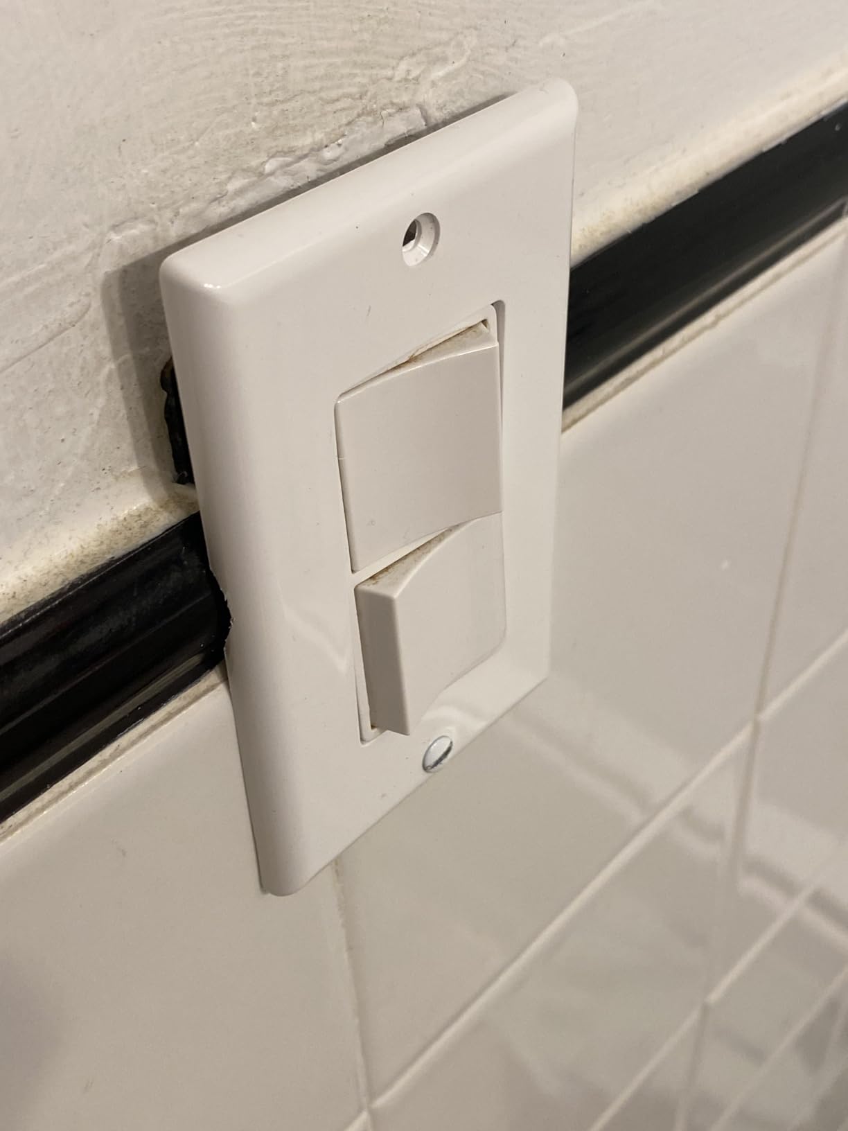 Caulk Tape, 3 Roll Self Adhesive Caulk Strip Waterproof, Caulking Sealant Tape for Kitchen, Countertop, Bathroom, Sink, Shower, Bathtub, Toilet Edge Protector with Sealing Tool (1.5 Caulk Tape, 3 Roll Self Adhesive Caulk Strip Waterproof, Caulking Sealant Tape for Kitchen, Countertop, Bathroom, Sink, Shower, Bathtub, Toilet Edge Protector with Sealing Tool (1.5