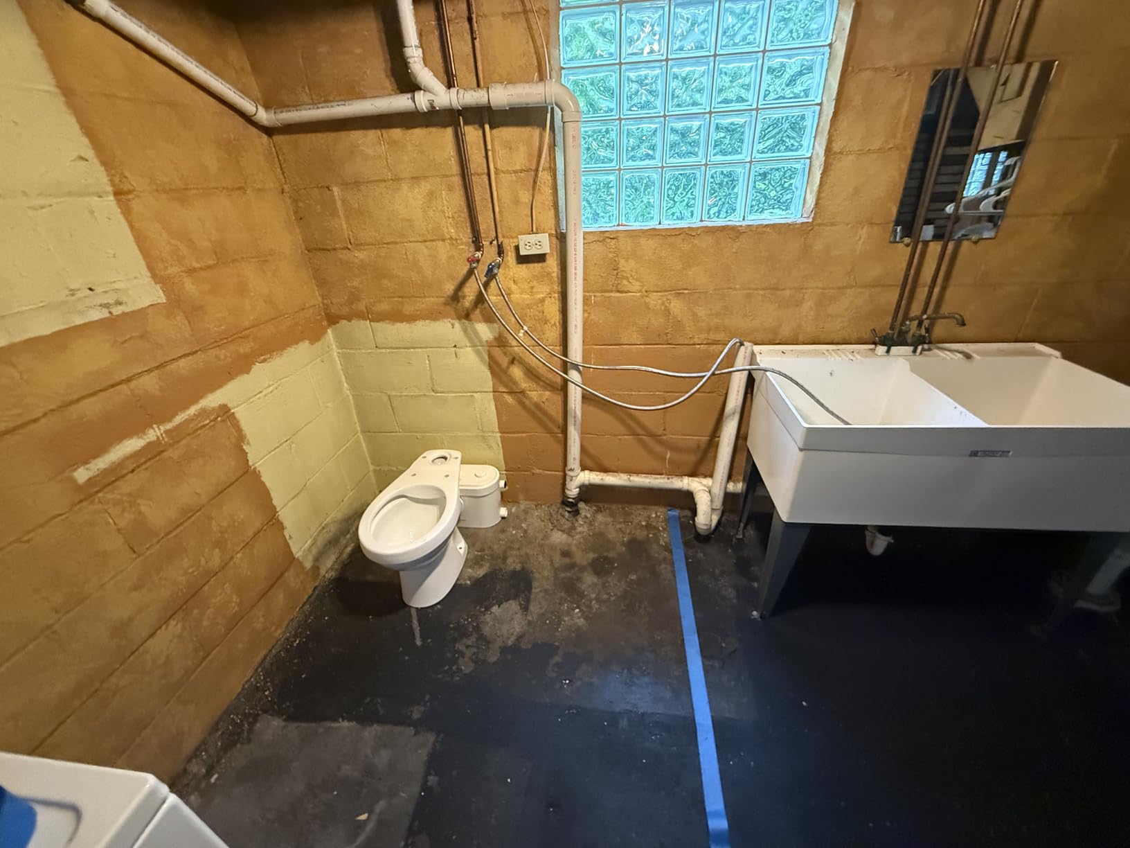 750W Macerating Toilet System with 4-Inlet, Durable Pump, Extension Pipe - Easy Install, Space Saving - Customer Photo 2