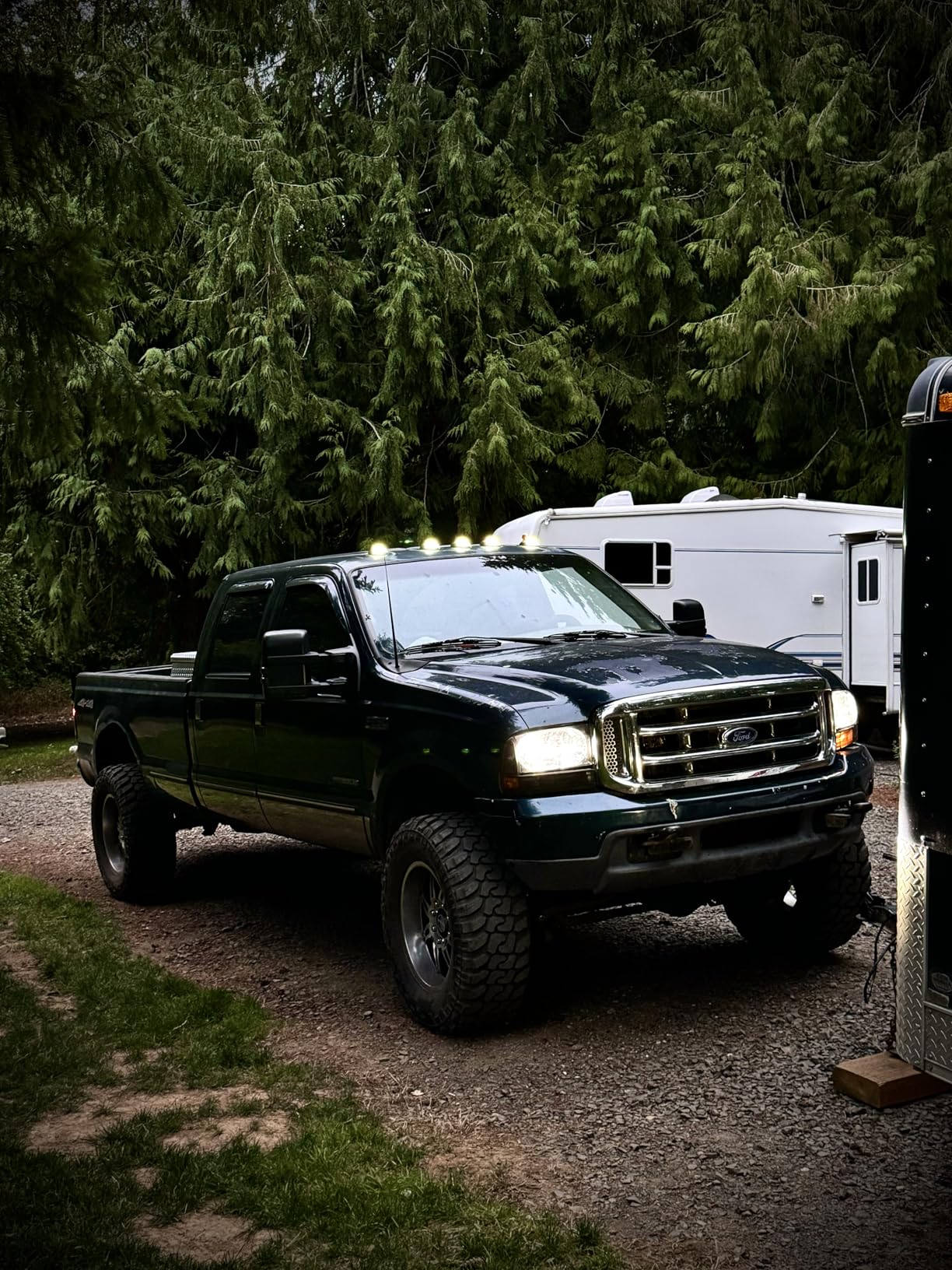 Hot Shot's Secret Everyday Diesel Treatment 32oz, 6-in-1 Diesel Additive - Injector Cleaner, Fuel System Cleaner, Fuel Additive Boosts Cetane - Customer Photo 3