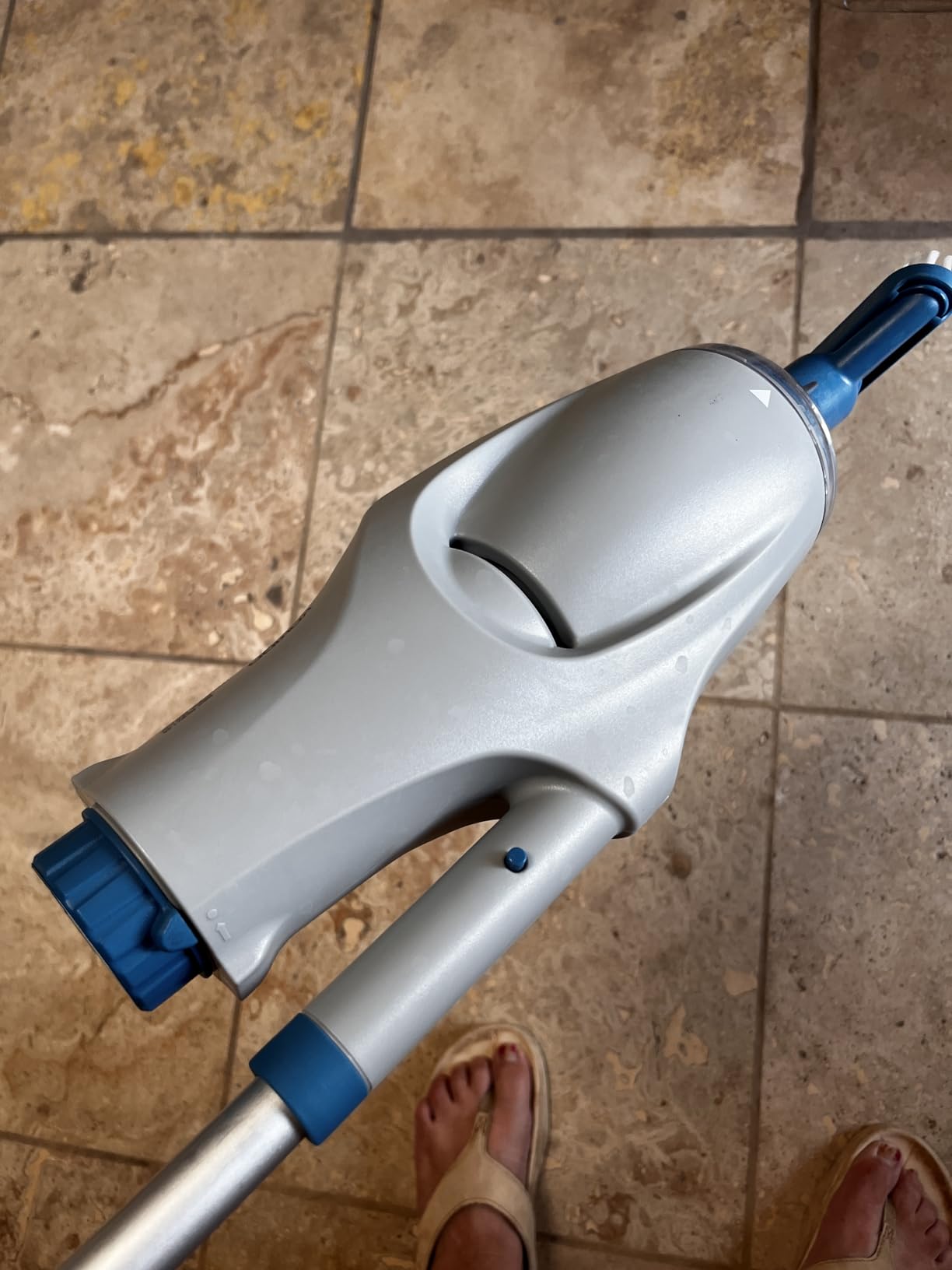 KOKIDO (2025) Rechargeable Handheld Pool Vacuum, Aluminum Pole and 2 Brush Heads, 10GPM flowrate Ideal for Pools up to 20ft, Cordless 60 mins Spot Cleaning, Above Ground Pool, Hot Tub & Spa XV110 - Customer Photo 1