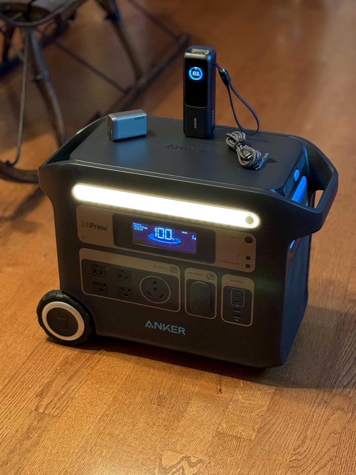 Anker SOLIX F2000 Solar Generator, 2048Wh Portable Power Station with LiFePO4 Batteries and 400W Solar Panel, GaNPrime Technology, 4 AC Outlets Up to 2400W for Home, Power Outages, Camping, and RVs Customer Review Anker SOLIX F2000 Solar Generator, 2048Wh Portable Power Station with LiFePO4 Batteries and 400W Solar Panel, GaNPrime Technology, 4 AC Outlets Up to 2400W for Home, Power Outages, Camping, and RVs - Customer Photo 2