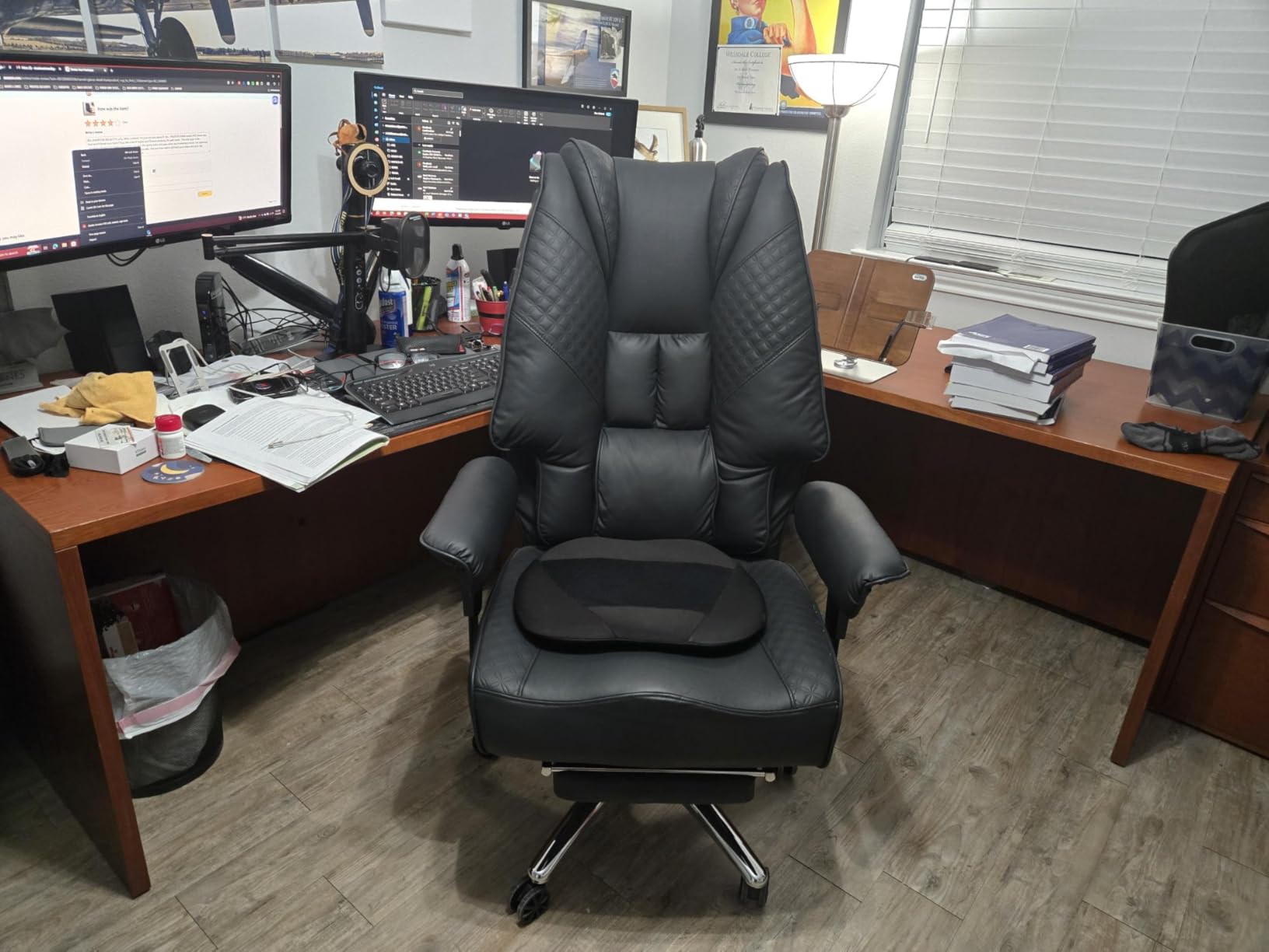 Big and Tall Office Chair 400lbs Wide Seat, Leather High Back Executive Office Chair with Foot Rest, Ergonomic Chairs Lumbar Support for Lower Back Pain Relief (Black) - Customer Photo 4