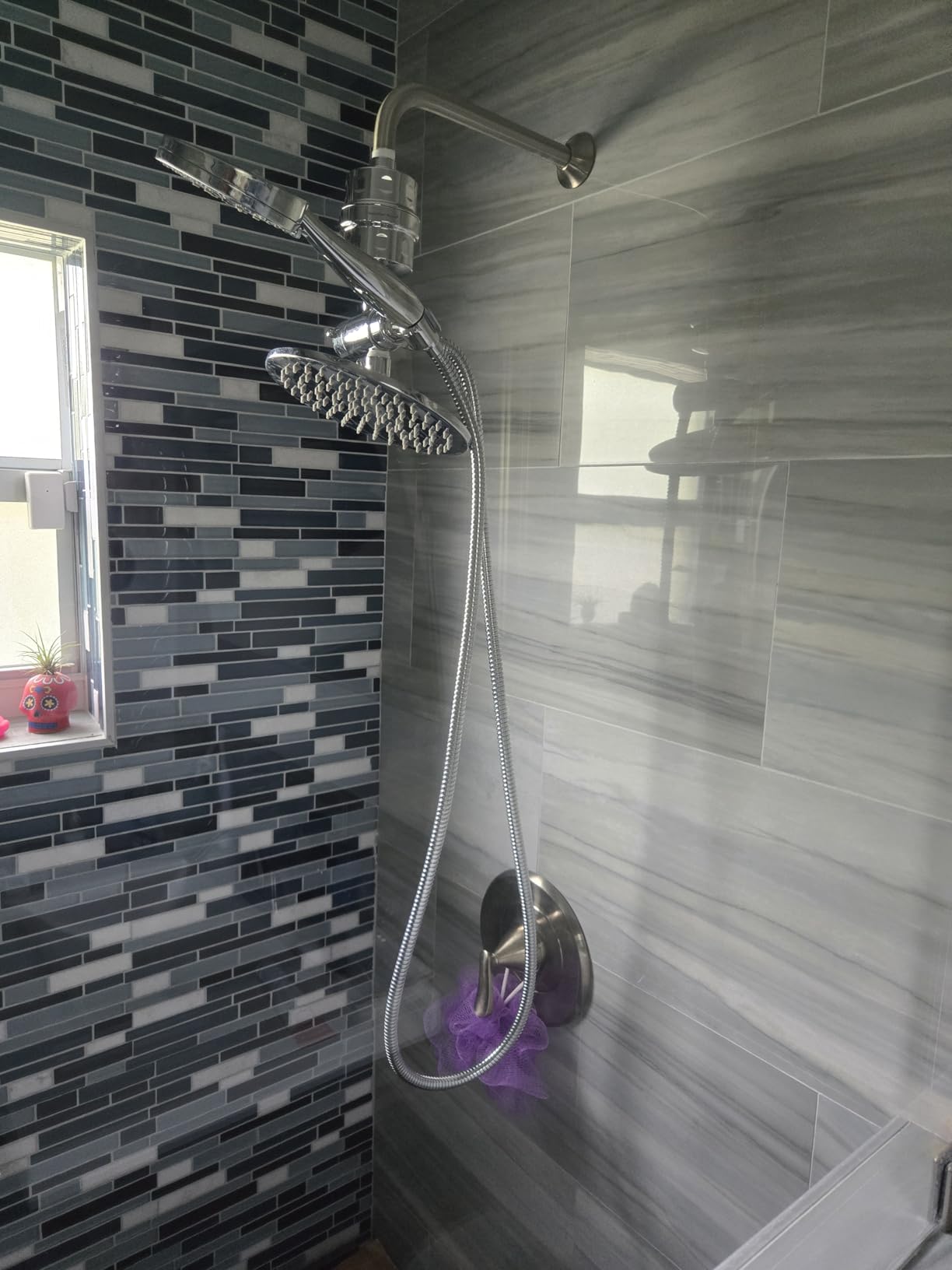 HammerHead Showers Dual Shower Head Combo, 8-Inch Rainfall & 3-Flow Handheld, Oil Rubbed Bronze, 2.5 GPM Customer Review HammerHead Showers Dual Shower Head Combo, 8-Inch Rainfall & 3-Flow Handheld, Oil Rubbed Bronze, 2.5 GPM - Customer Photo 1