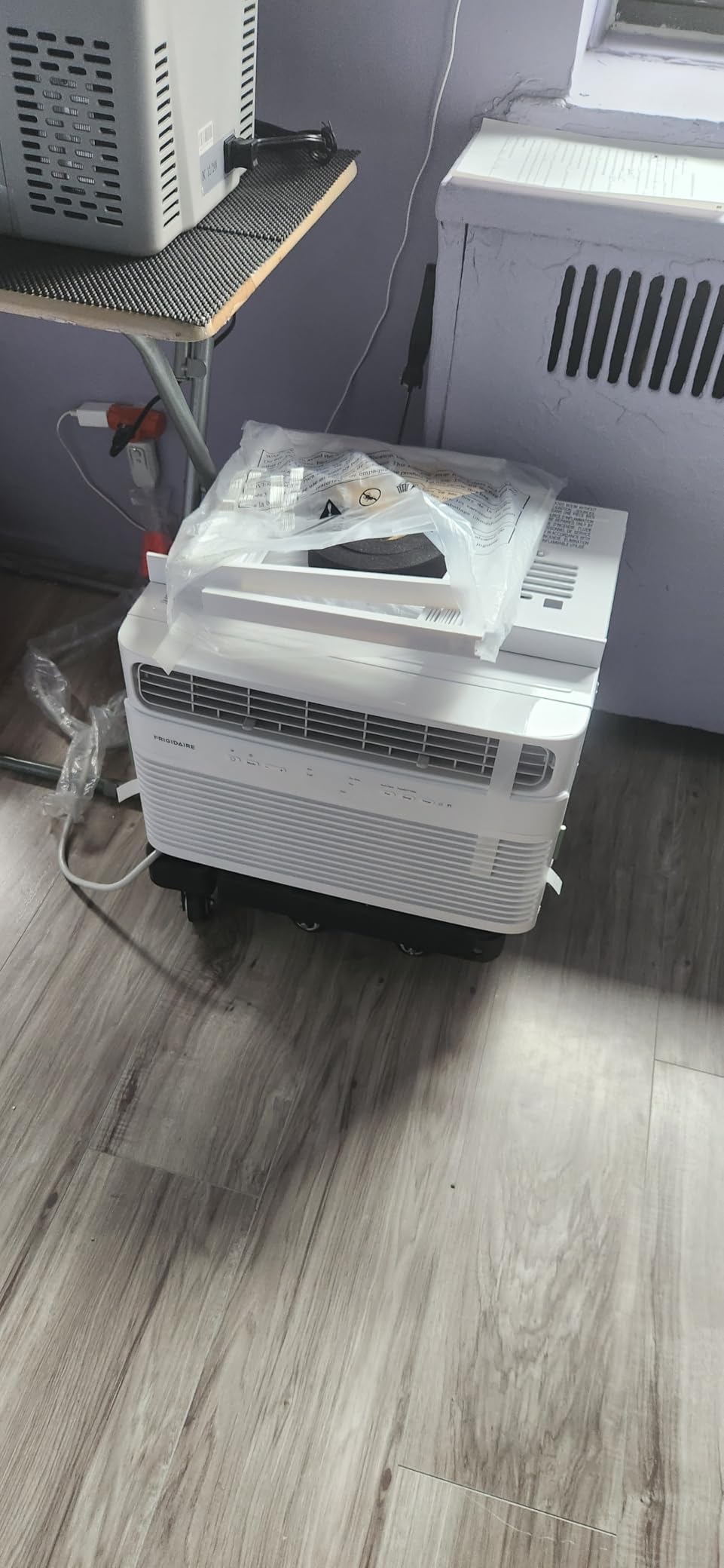 Frigidaire 12,000 BTU Smart Window Air Conditioner with Wi-Fi, Cools Up to 550 Sq. Ft., Remote Control, Quiet Operation, Eco Mode, 3 Fan Speeds, White Customer Review Frigidaire 12,000 BTU Smart Window Air Conditioner with Wi-Fi, Cools Up to 550 Sq. Ft., Remote Control, Quiet Operation, Eco Mode, 3 Fan Speeds, White - Customer Photo 2