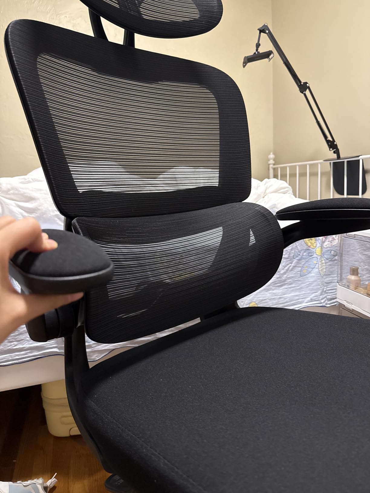 TRALT Office Chair Ergonomic Desk Chair, 330 LBS Home Mesh Office Desk Chairs with Wheels, Comfortable Gaming Chair, High Back Office Chair for Long Hours (Black) - Customer Photo 2