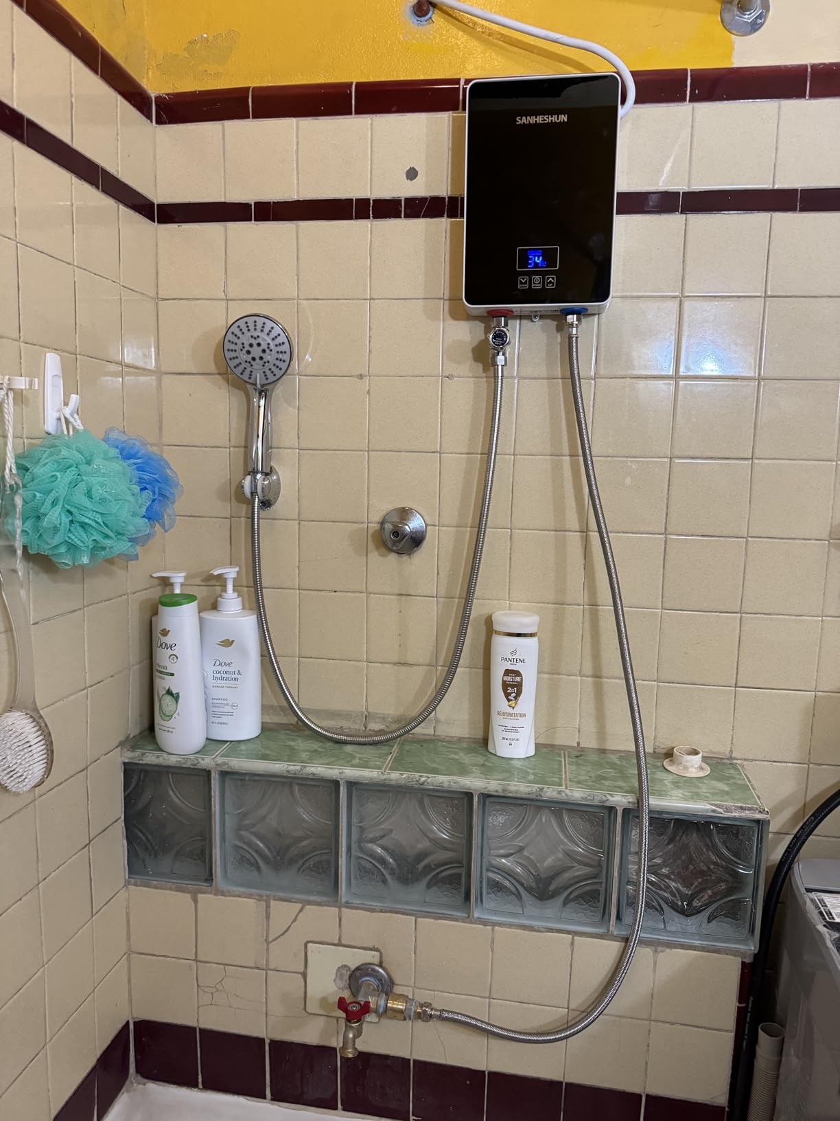 Electric Tankless Water Heater, 6000W 220V Instant Hot Water Heater with Handheld Shower Head and Hose Set, LED Touch Screen Switch Adjustable Temperature for Bathroom Kitchen - Black - Customer Photo 1