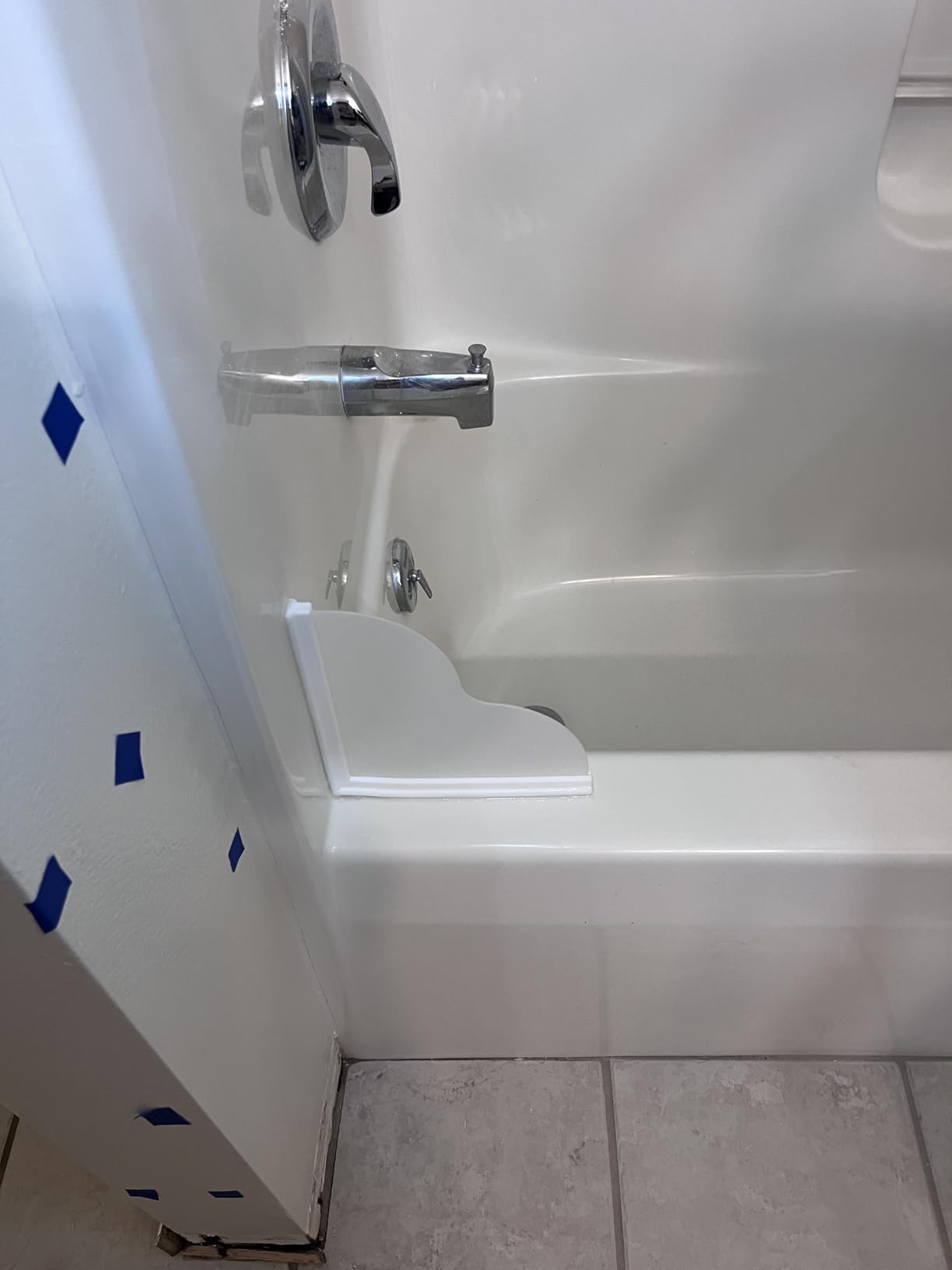 Shower Splash Guards, 2pcs Bathtub Corner Splash Guards Prevent Water Splashing Bathroom Accessories with Self-Adhesive Suitable for Showers, Bath tubs, Kitchen Sinks (9.25 Shower Splash Guards, 2pcs Bathtub Corner Splash Guards Prevent Water Splashing Bathroom Accessories with Self-Adhesive Suitable for Showers, Bath tubs, Kitchen Sinks (9.25