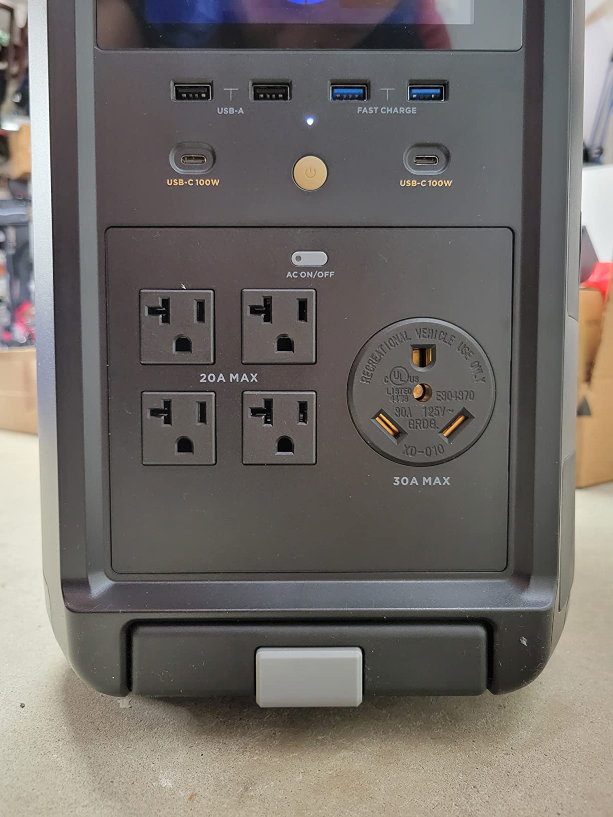 EF ECOFLOW Solar Generator 3.6KWh DELTA Pro with 2X400W Portable Solar Panel, 23% High Efficiency, 5 AC Outlets, 120V/3600W, for Home Backup Outdoors Camping RV Emergency - Customer Photo 2