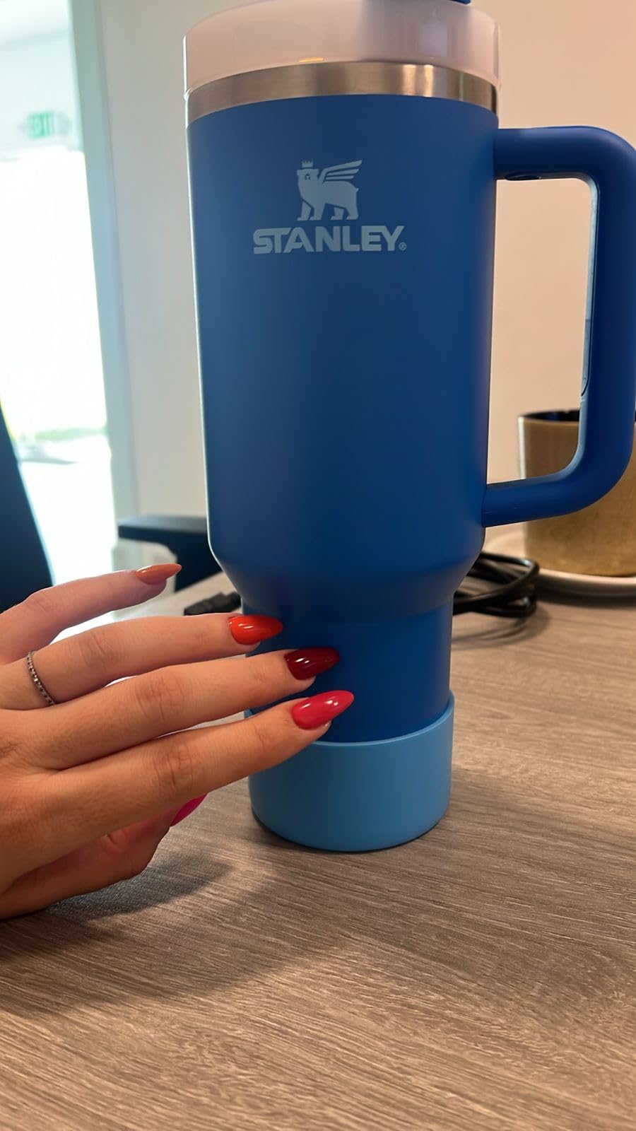 STANLEY Quencher H2.0 Tumbler with Handle and Straw 30 oz | Flowstate 3-Position Lid | Cup Holder Compatible for Travel | Insulated Stainless Steel Cup | BPA-Free | Cream 2.0 - Customer Photo 1