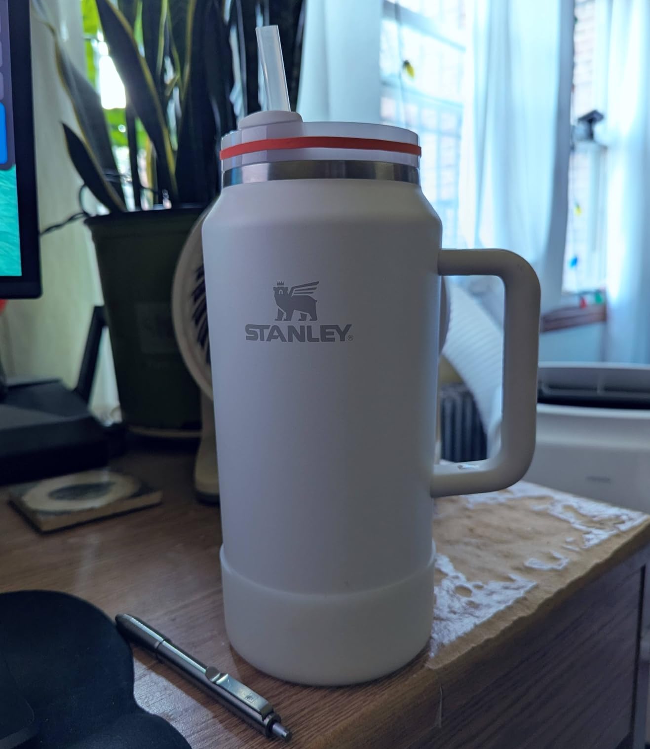 STANLEY Quencher H2.0 Tumbler with Handle and Straw 30 oz | Flowstate 3-Position Lid | Cup Holder Compatible for Travel | Insulated Stainless Steel Cup | BPA-Free | Cream 2.0 - Customer Photo 2