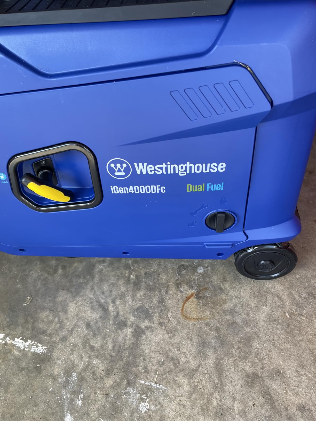 Westinghouse 4000 Peak Watt Super Quiet Dual Fuel Portable Inverter Generator, Remote Electric Start, Gas & Propane Powered, RV Ready, CO Sensor, Parallel Capable Customer Review Westinghouse 4000 Peak Watt Super Quiet Dual Fuel Portable Inverter Generator, Remote Electric Start, Gas & Propane Powered, RV Ready, CO Sensor, Parallel Capable - Customer Photo 5