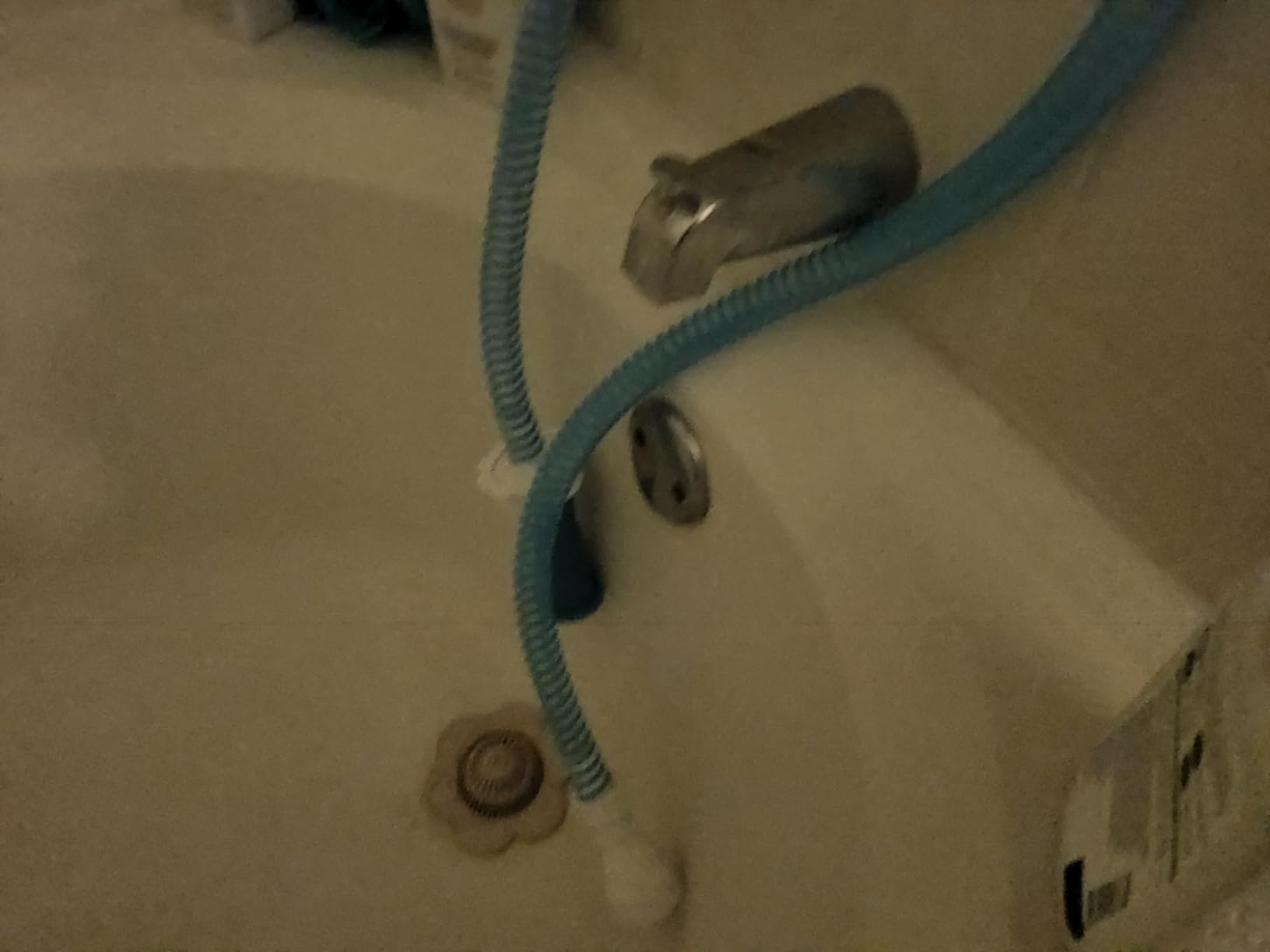 Rinseroo Slip-On Bathtub Faucet Sprayer Attachment. Ultra-Flex Dog Shower Adapter Portable With Pet Showerhead. Attach to Tub Spout 5 Foot Hose. No Install for Speedy Washing - Customer Photo 1