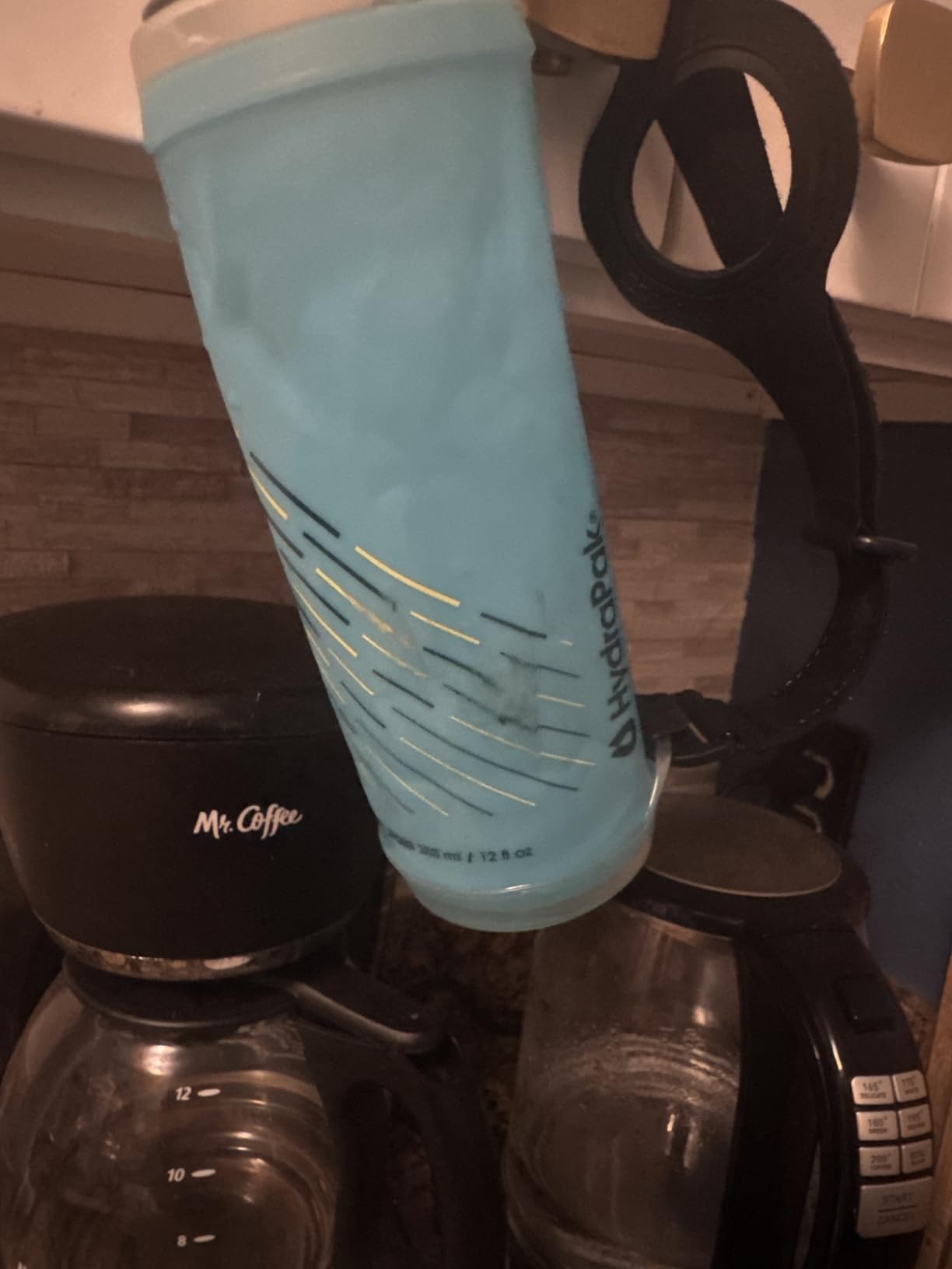 HydraPak SkyFlask Speed - Collapsible Handheld Running Water Bottle (350ml, 500ml, 500ml Insulated) - Adjustable Strap, Lightweight, Spill-Proof Cap - Customer Photo 2